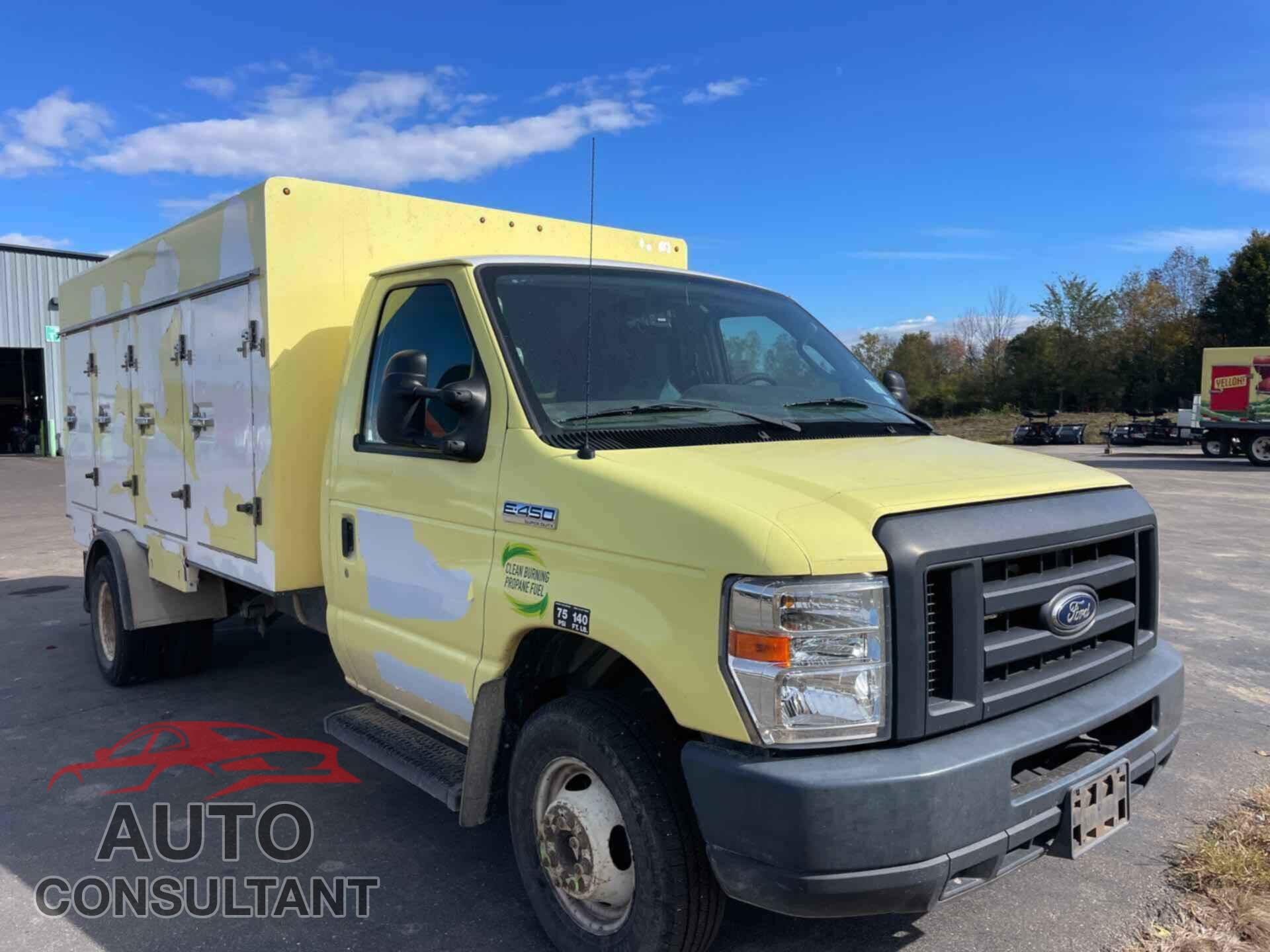FORD ECONOLINE 2017 - 1FDXE4FS2HDC69097