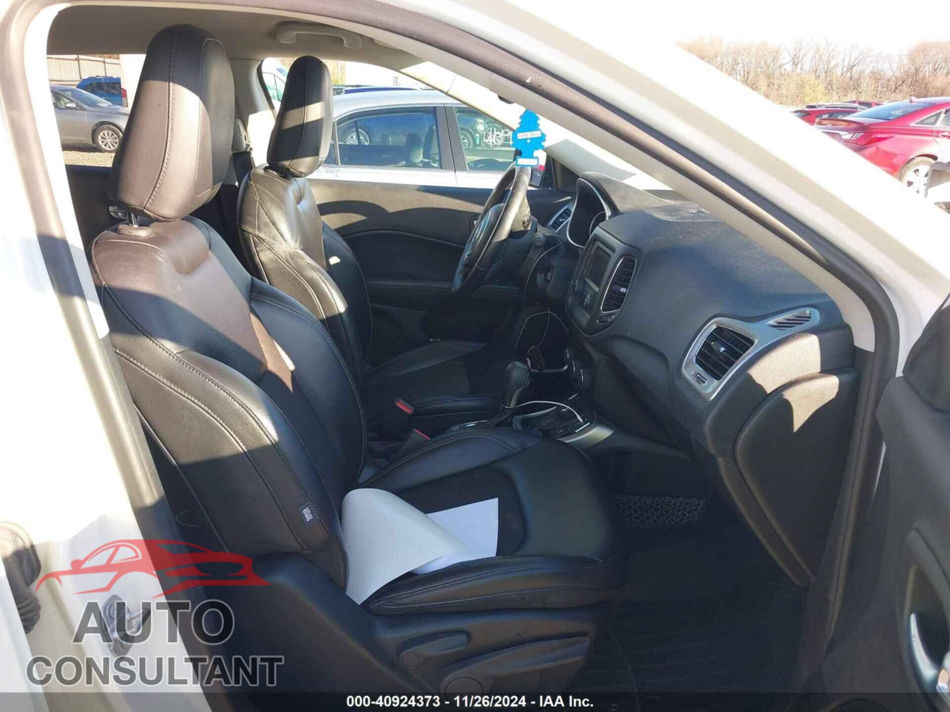 JEEP NEW COMPASS 2017 - 3C4NJDBB7HT597316