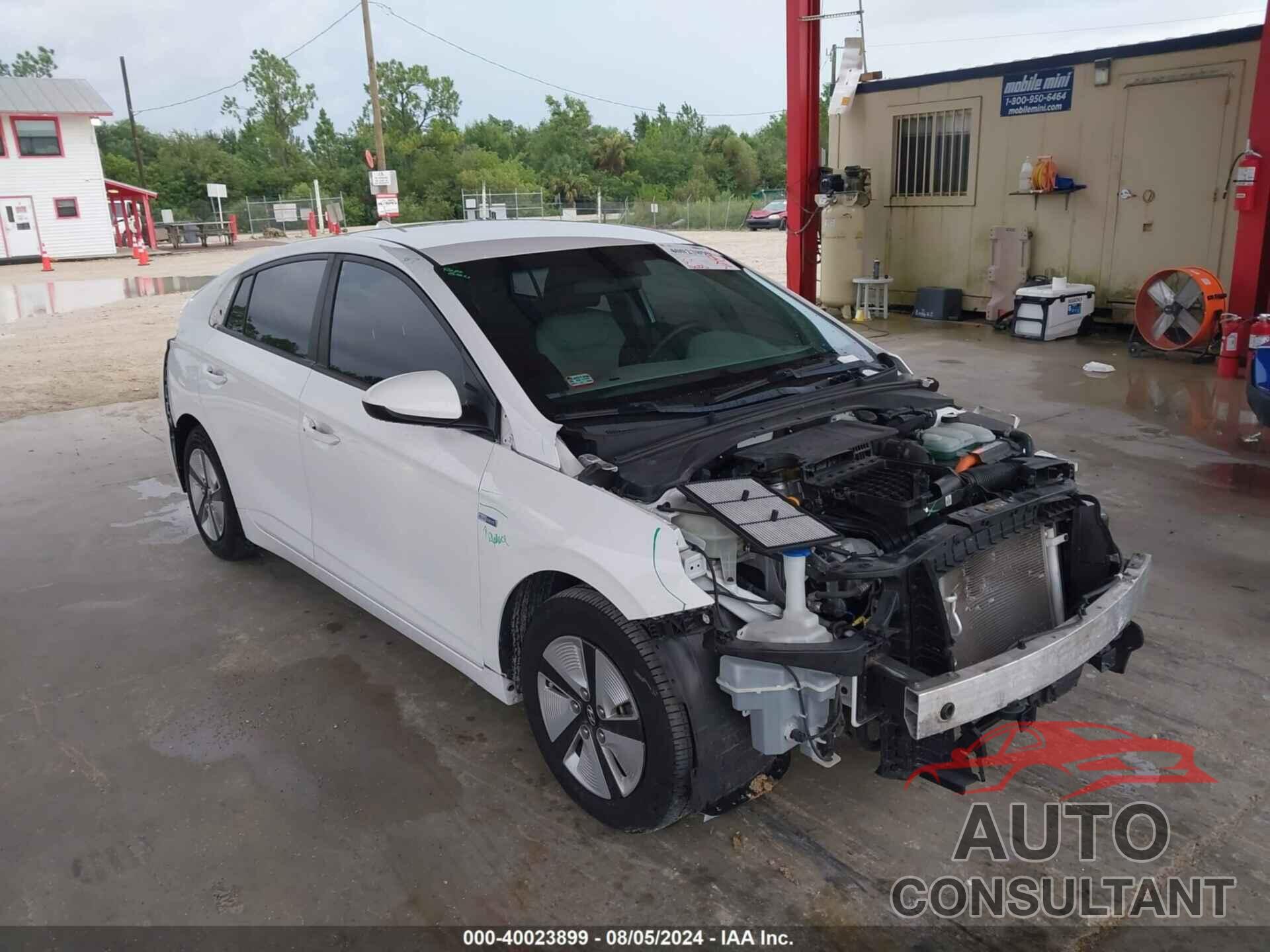 HYUNDAI IONIQ HYBRID 2017 - KMHC65LC0HU044935