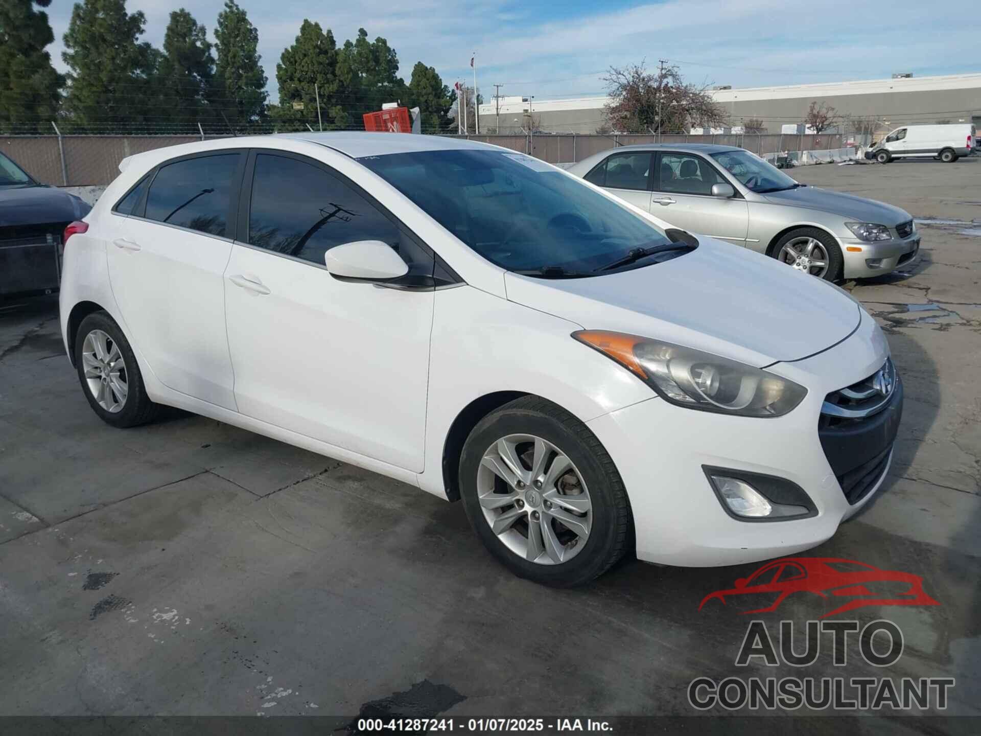 HYUNDAI ELANTRA GT 2014 - KMHD35LH7EU174313