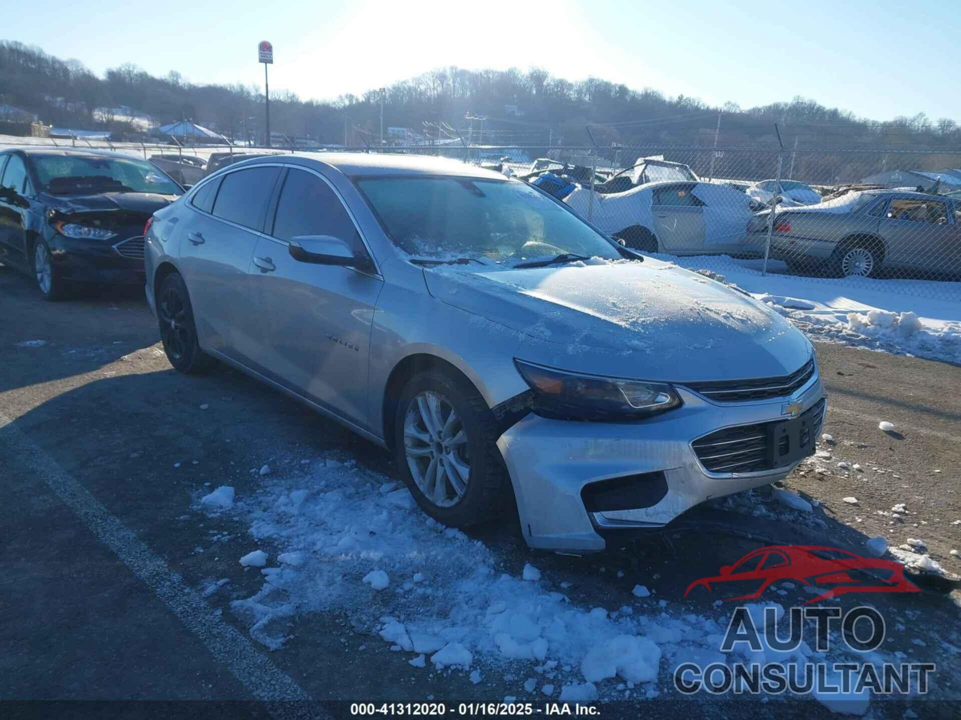 CHEVROLET MALIBU 2018 - 1G1ZD5ST7JF237057