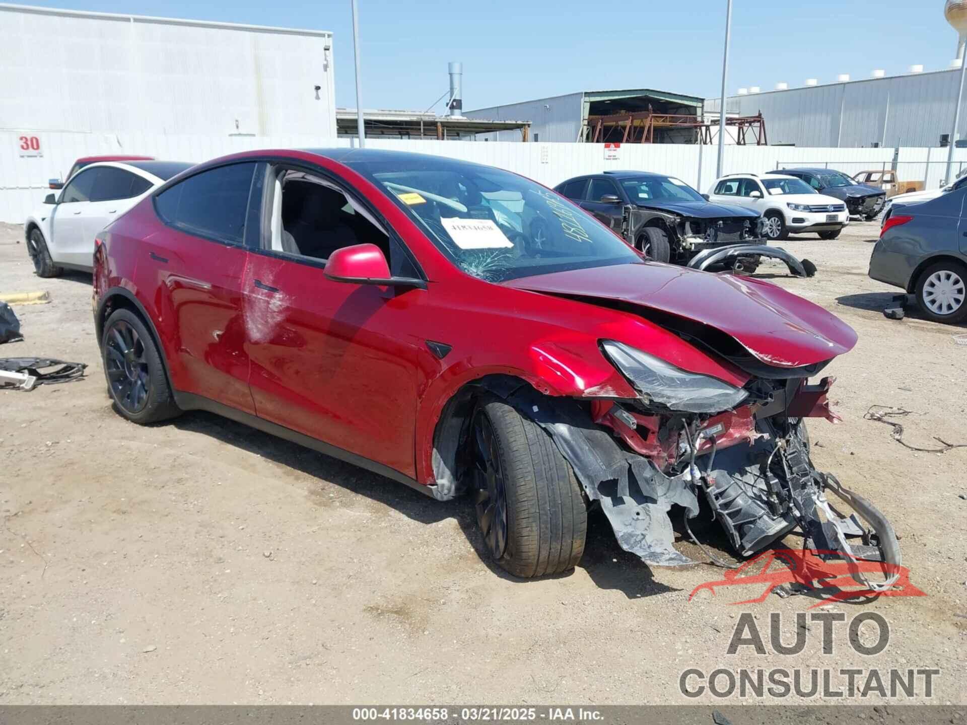 TESLA MODEL Y 2024 - 7SAYGDEEXRA236065