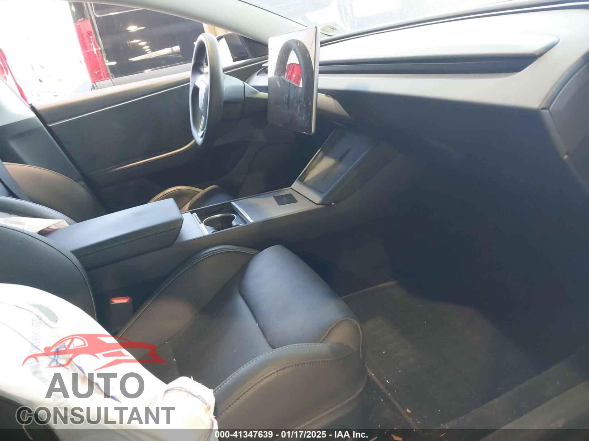 TESLA MODEL 3 2024 - 5YJ3E1ET7RF846518
