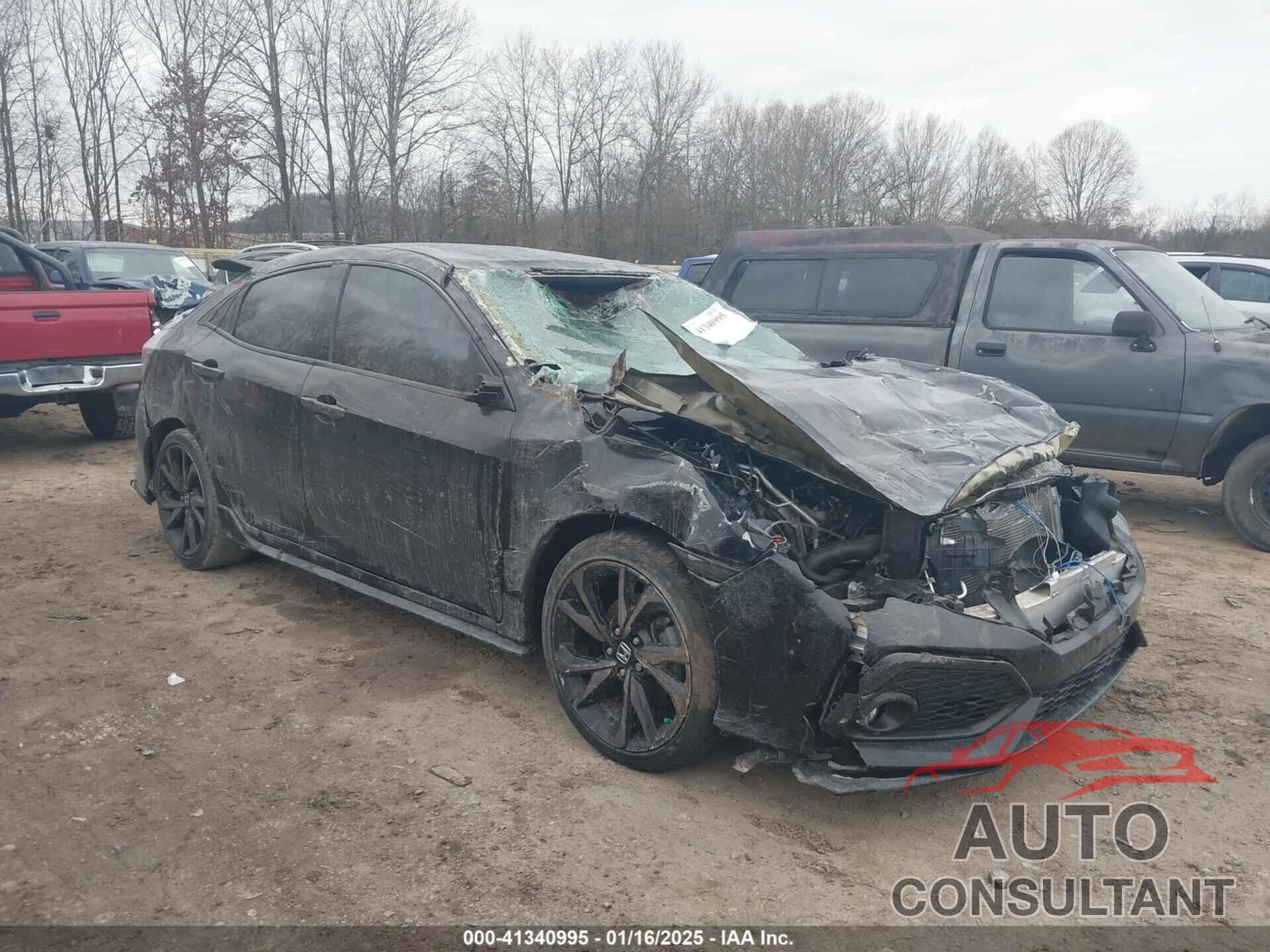 HONDA CIVIC 2018 - SHHFK7H4XJU208411