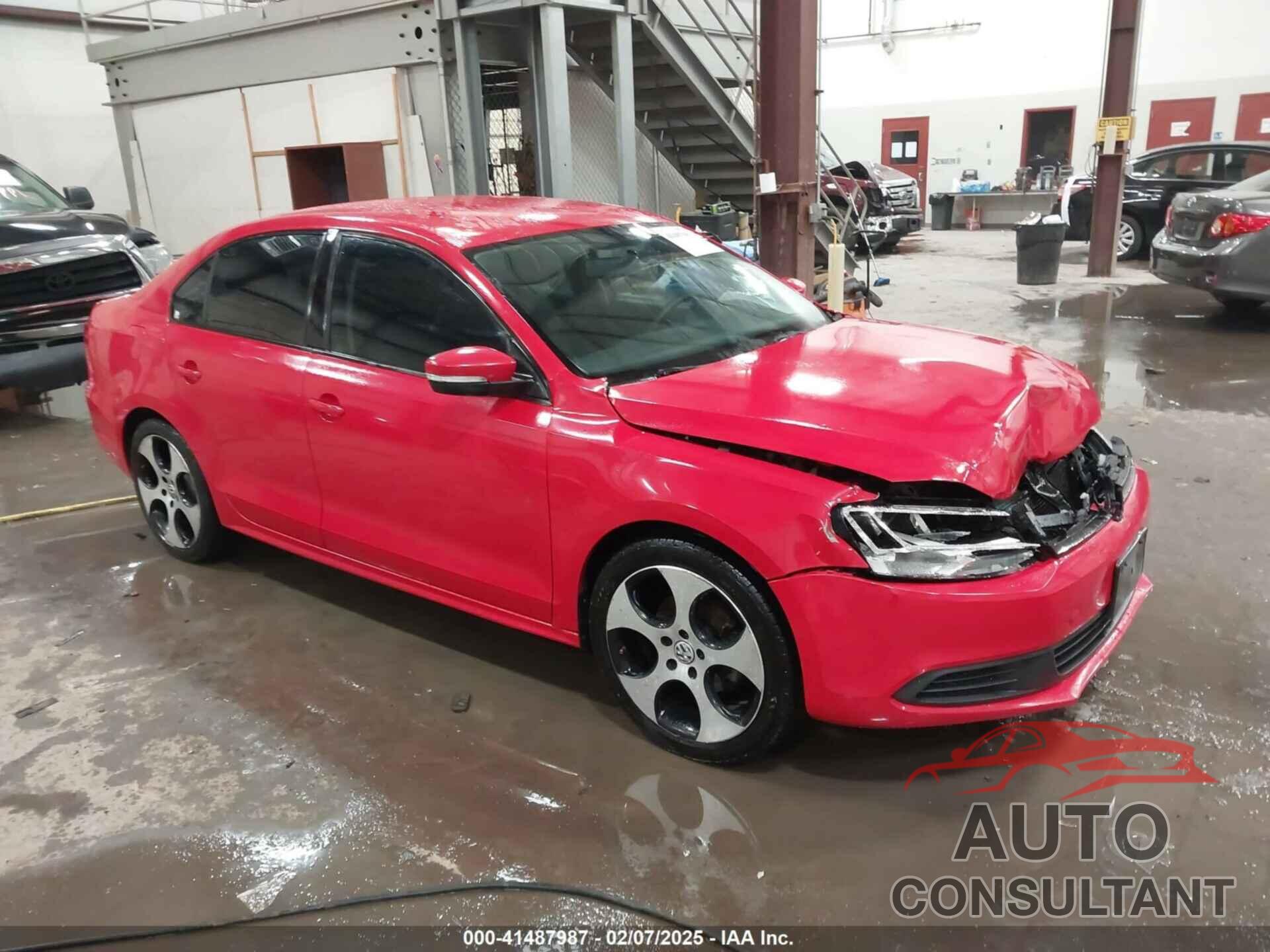 VOLKSWAGEN JETTA 2011 - 3VWDZ7AJ6BM373564