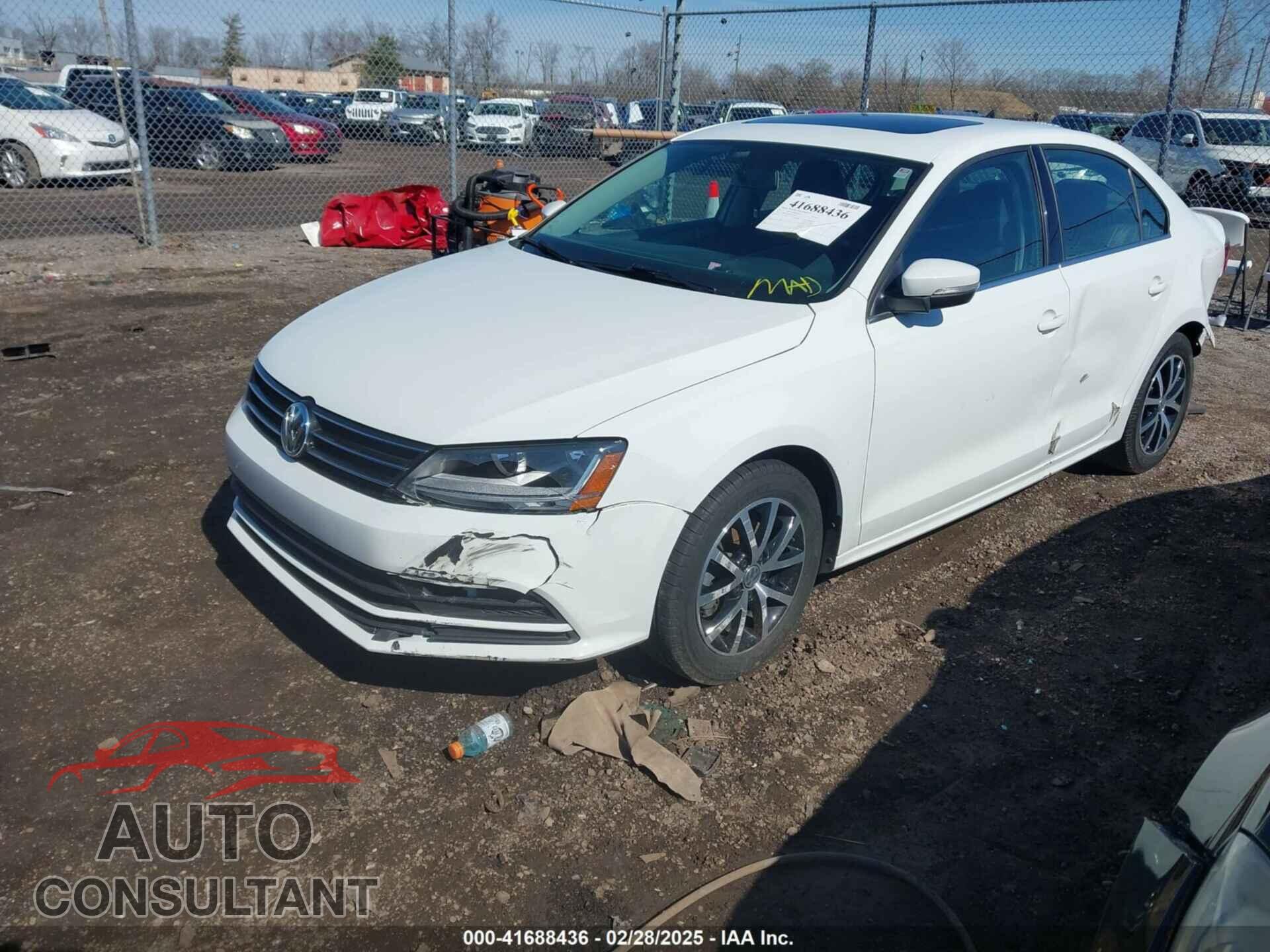 VOLKSWAGEN JETTA 2017 - 3VWDB7AJ8HM392937