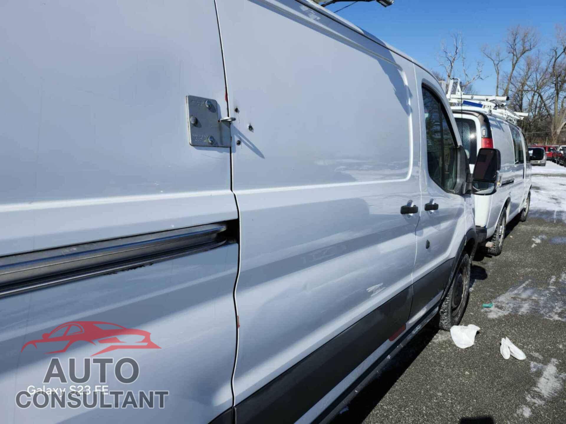FORD TRANSIT 2016 - 1FTYR1YM2GKB55489