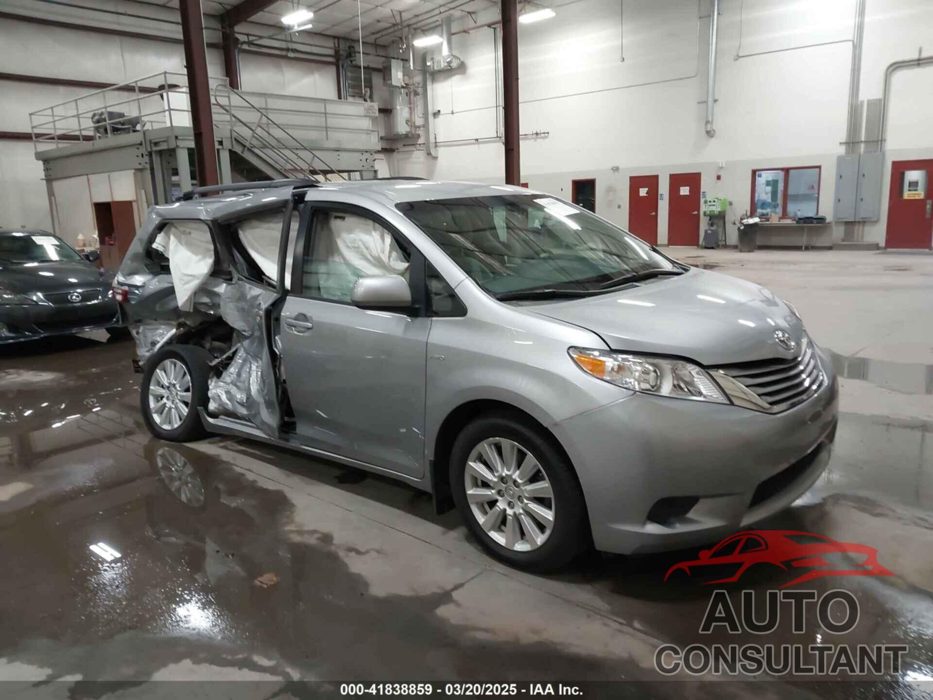 TOYOTA SIENNA 2017 - 5TDJZ3DC9HS185755
