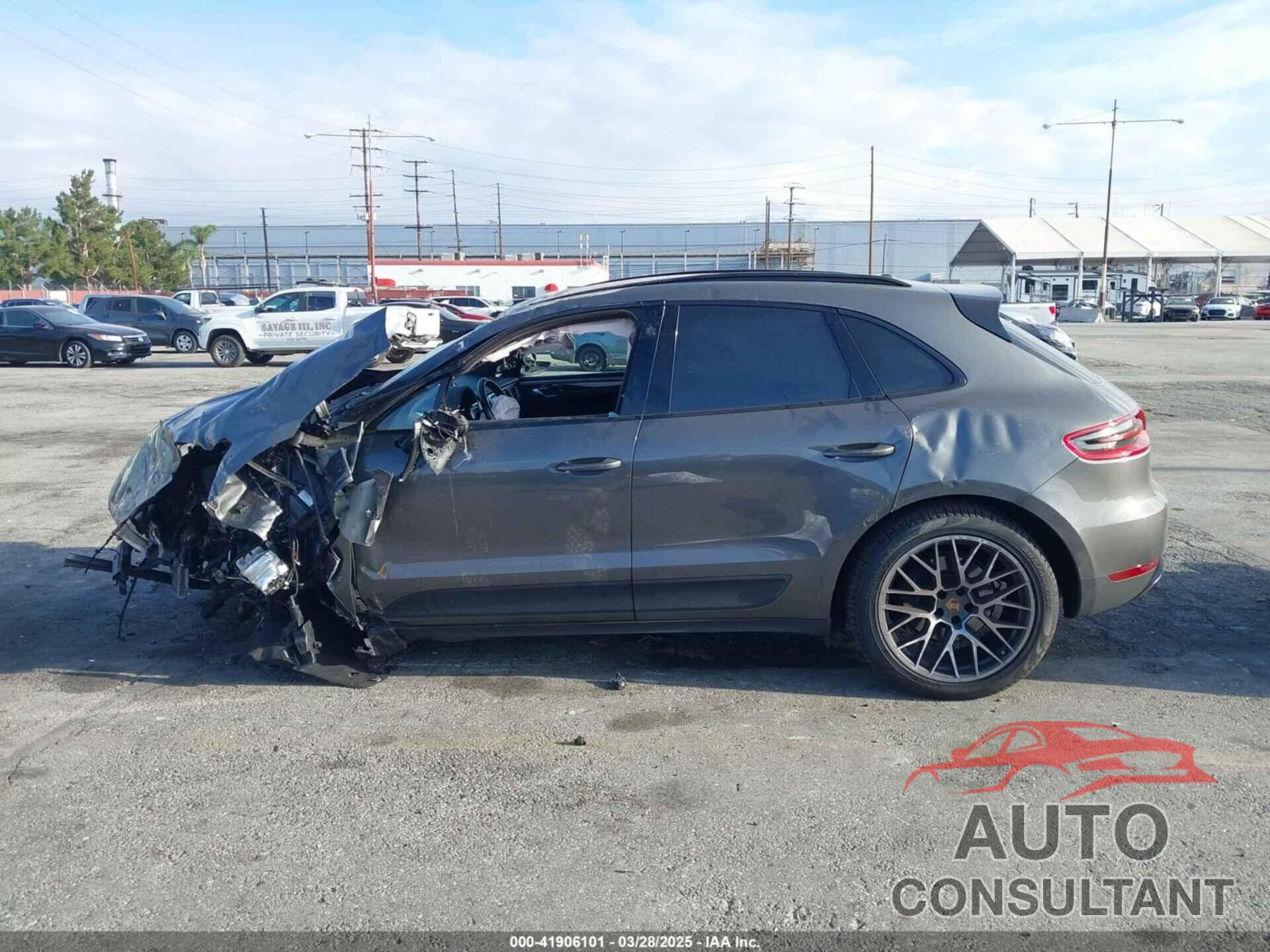 PORSCHE MACAN 2018 - WP1AA2A54JLB14685