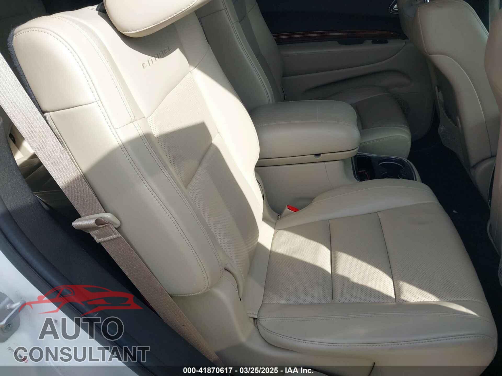 DODGE DURANGO 2015 - 1C4SDJET2FC202500