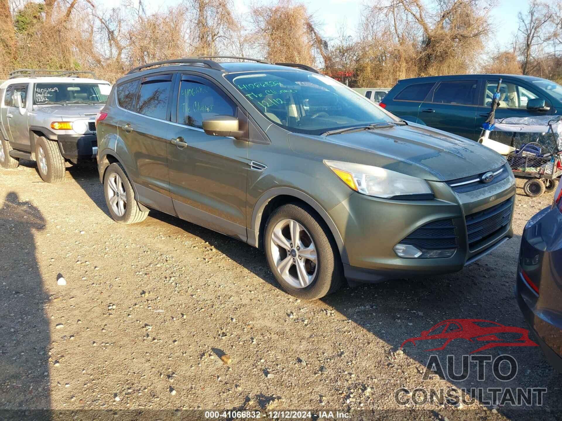 FORD ESCAPE 2014 - 1FMCU0GX1EUB04352