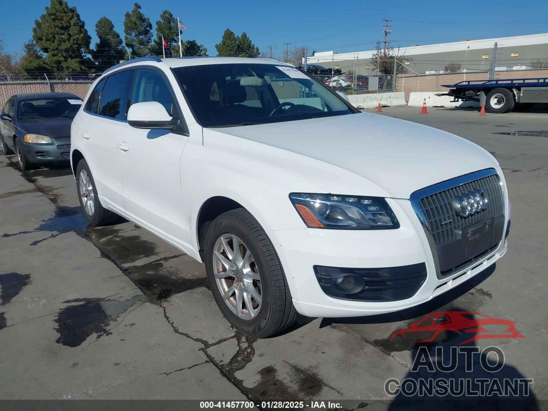AUDI Q5 2011 - WA1LFAFP1BA058910