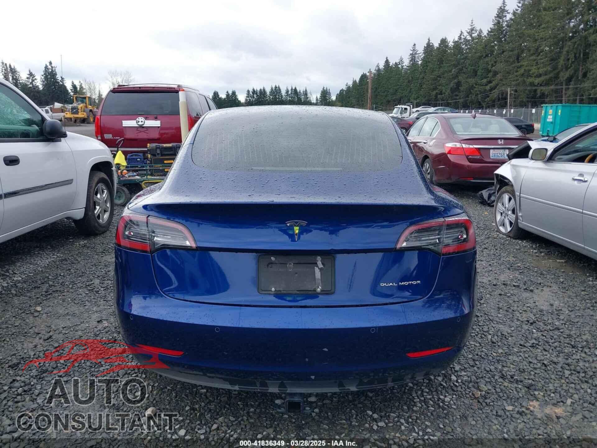 TESLA MODEL 3 2019 - 5YJ3E1EB8KF512950