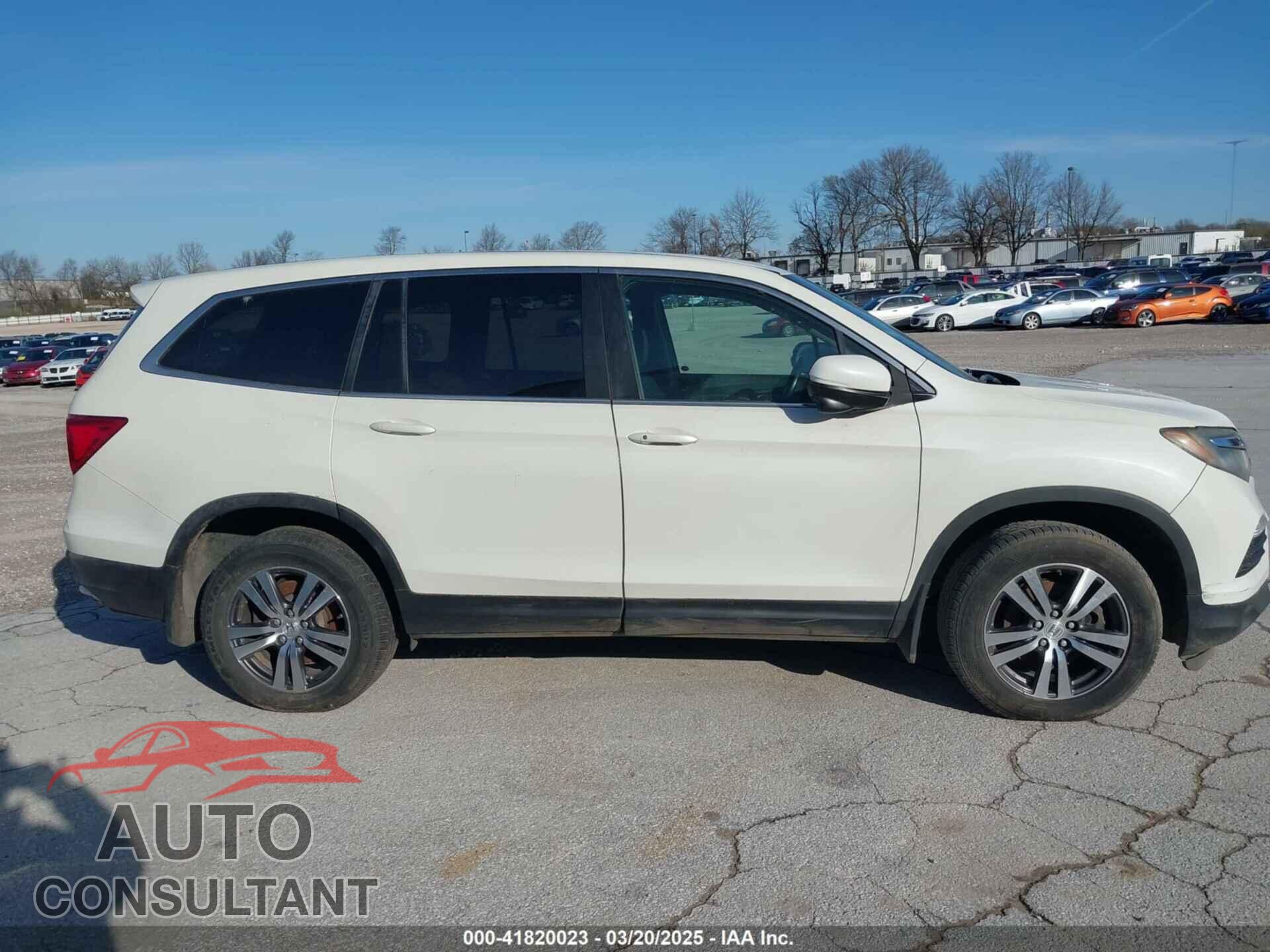HONDA PILOT 2016 - 5FNYF5H5XGB016152