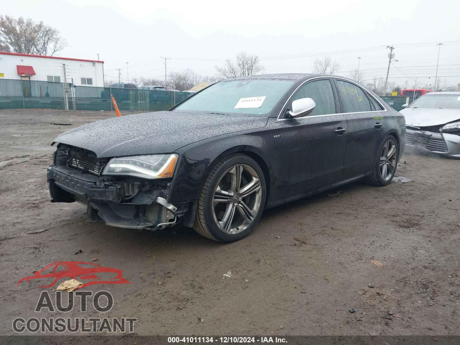 AUDI S8 2013 - WAUD2AFD2DN017724