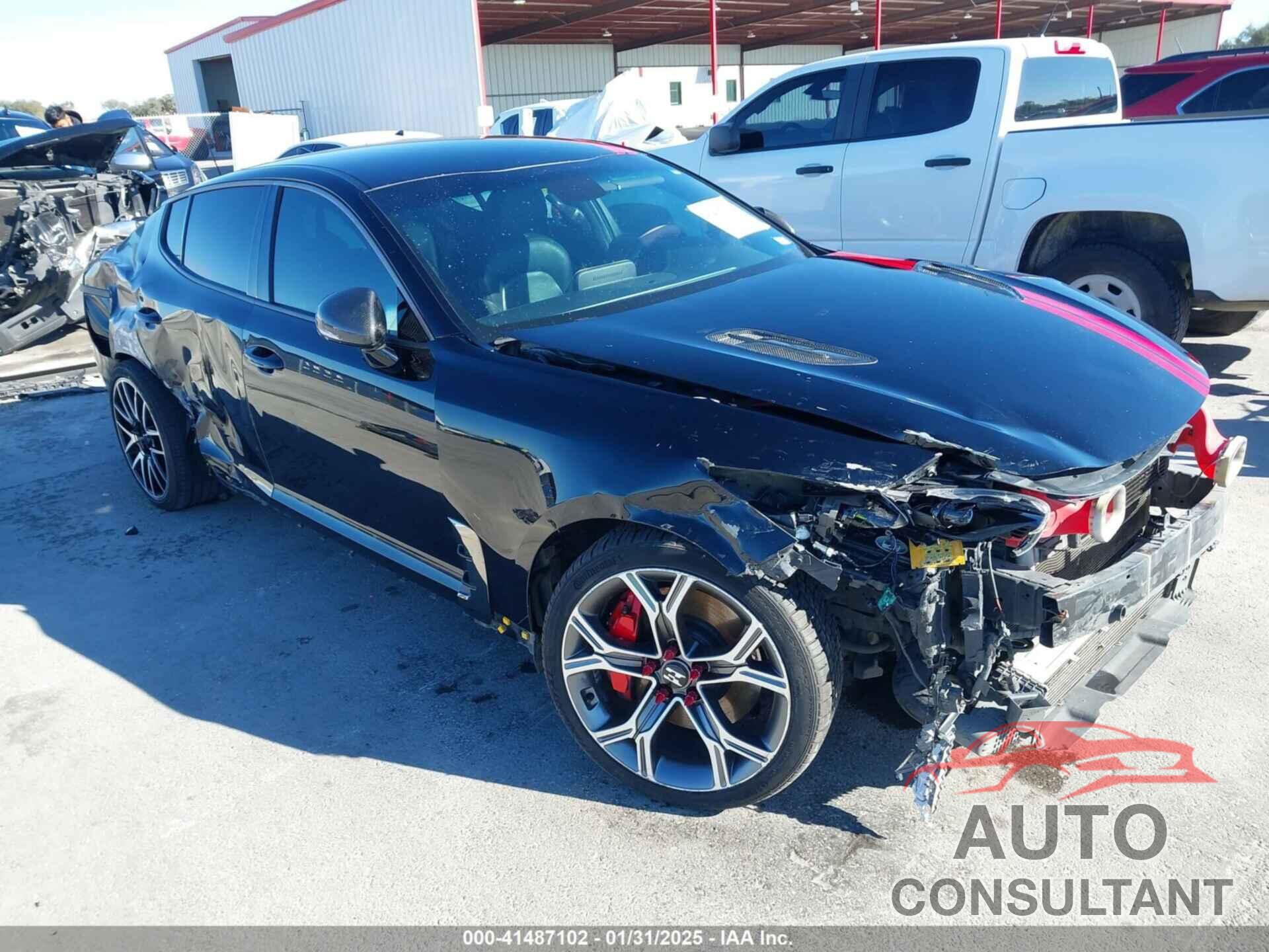 KIA STINGER 2019 - KNAE35LC1K6058955
