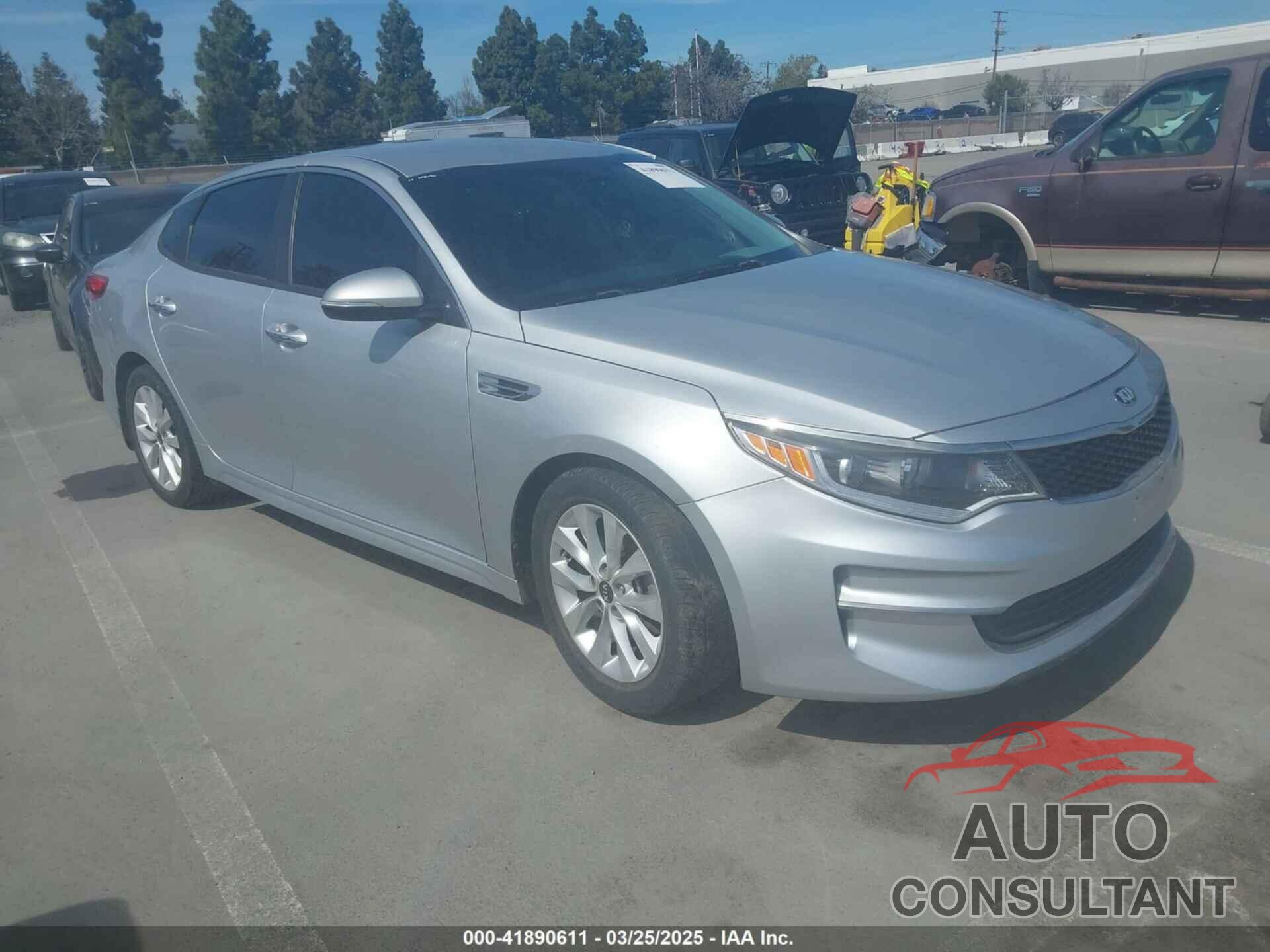 KIA OPTIMA 2018 - 5XXGT4L31JG267716