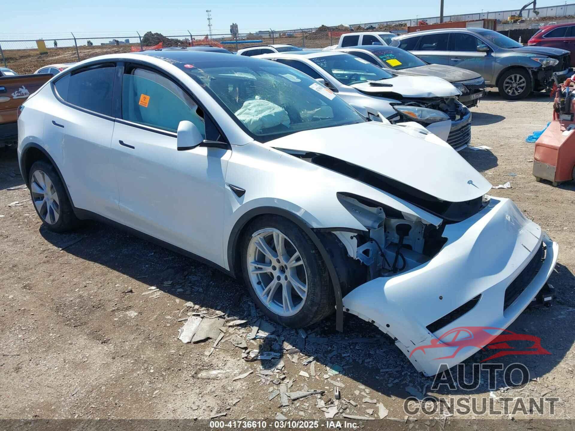 TESLA MODEL Y 2021 - 5YJYGDEE0MF106255