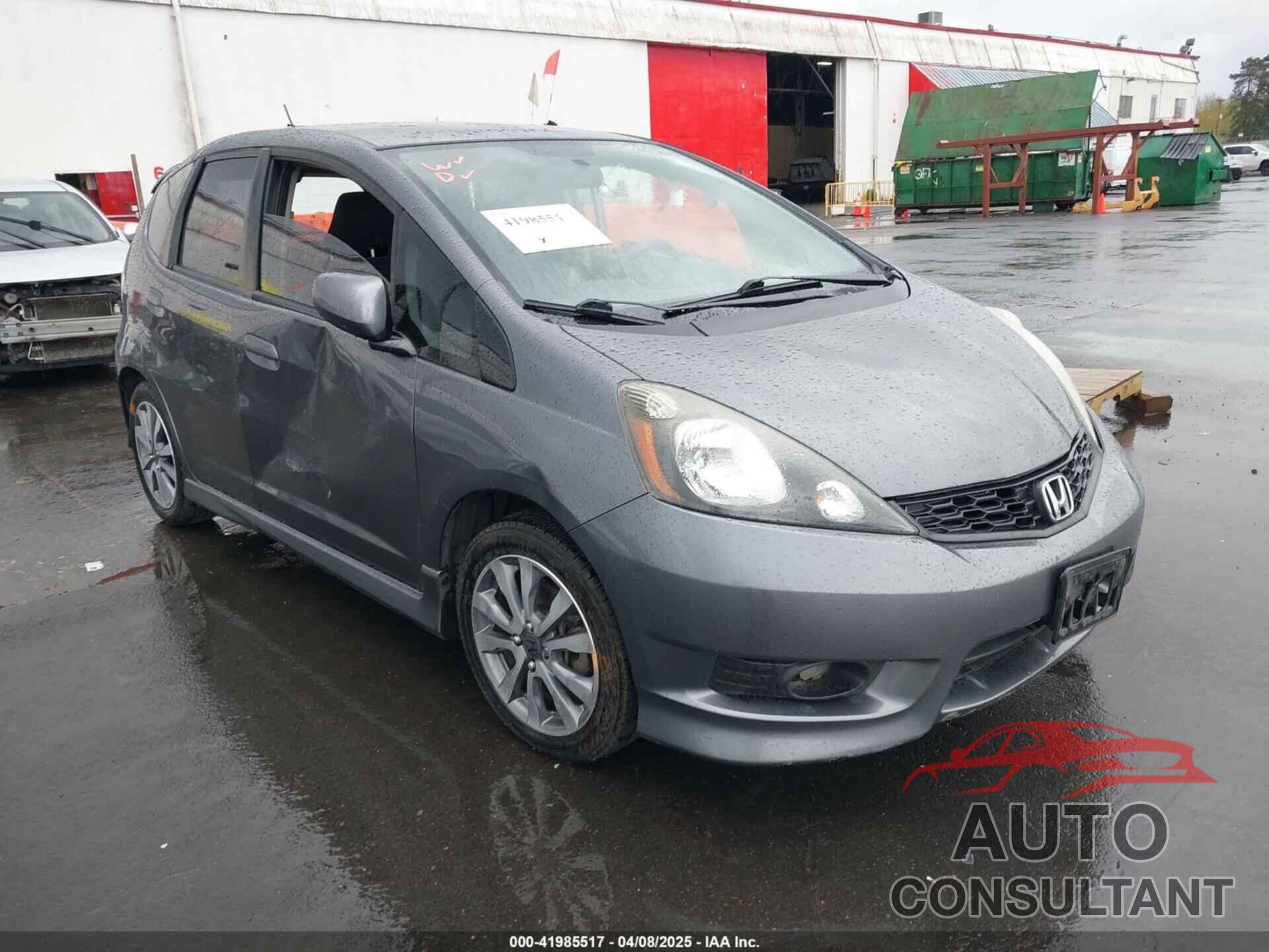 HONDA FIT 2013 - JHMGE8G57DC011743