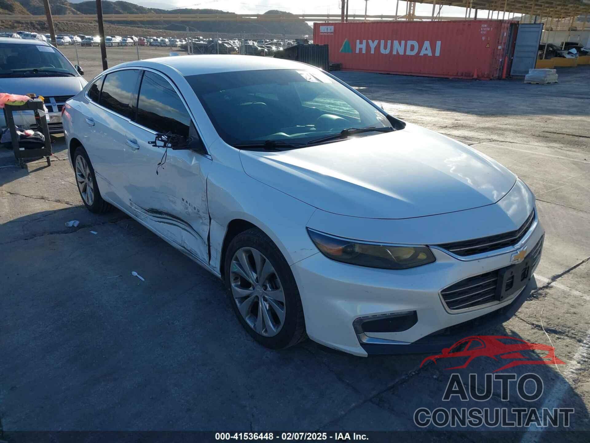CHEVROLET MALIBU 2017 - 1G1ZH5SX8HF282820