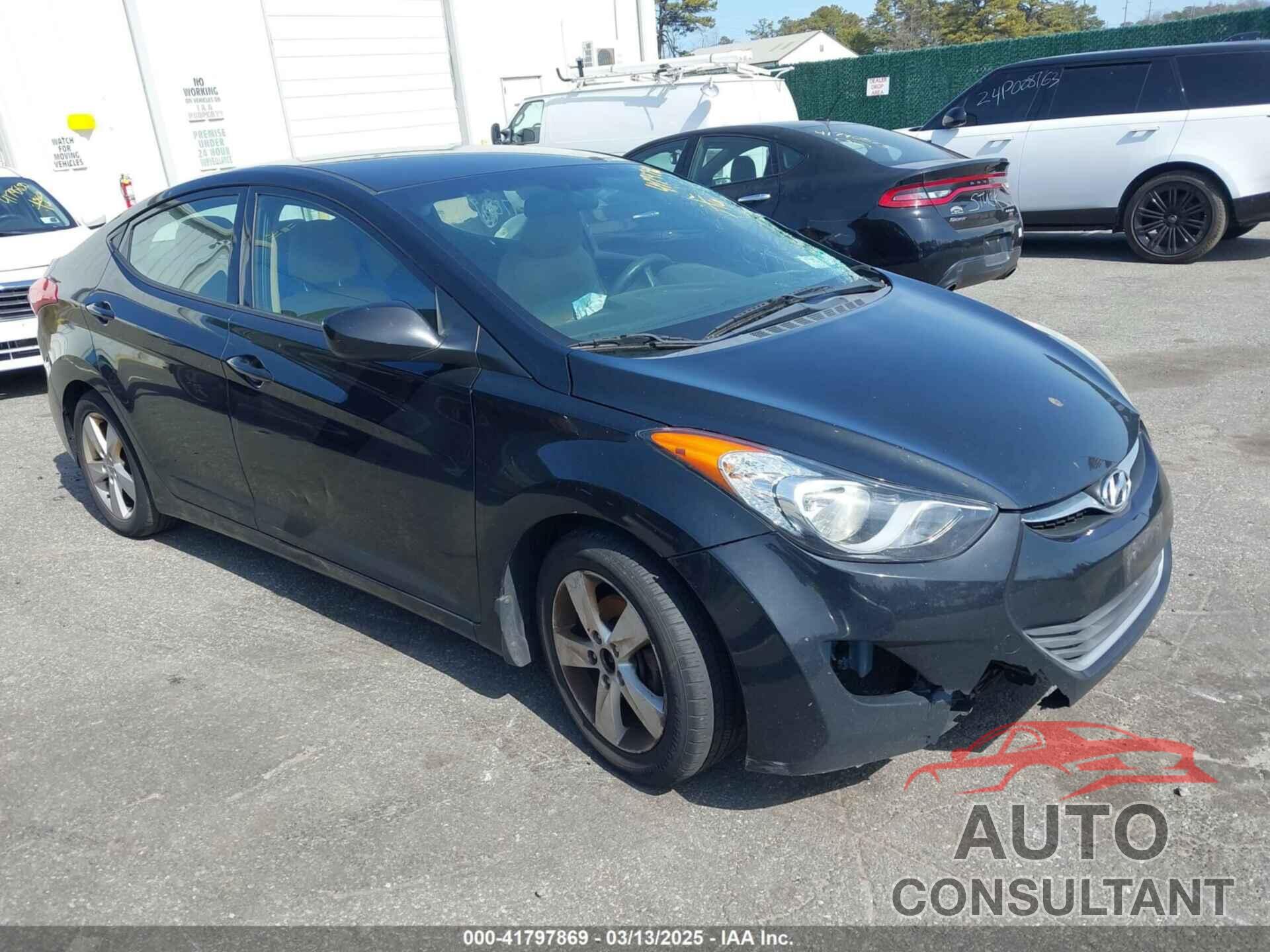 HYUNDAI ELANTRA 2013 - 5NPDH4AE3DH293638