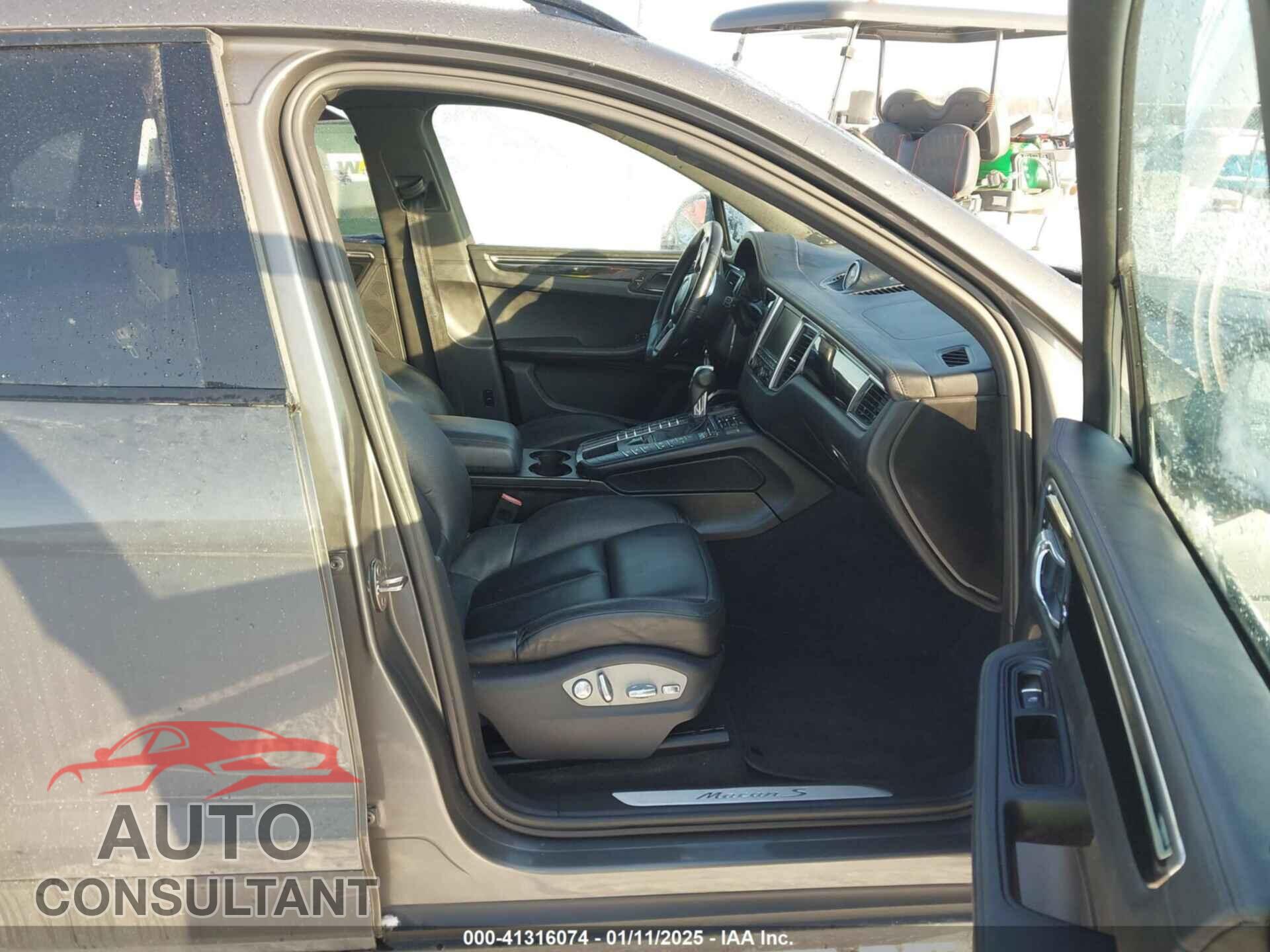 PORSCHE MACAN 2015 - WP1AB2A5XFLB63703