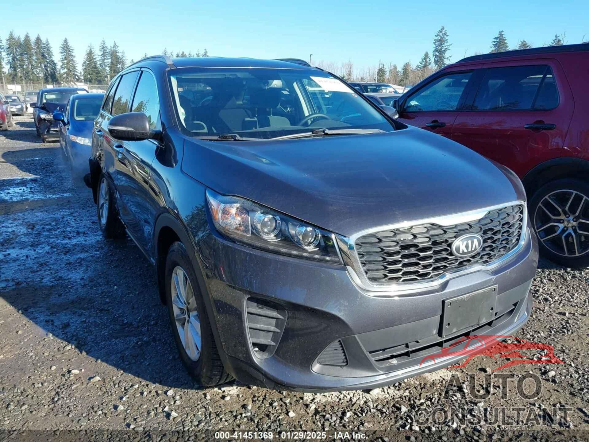 KIA SORENTO 2019 - 5XYPGDA33KG437028