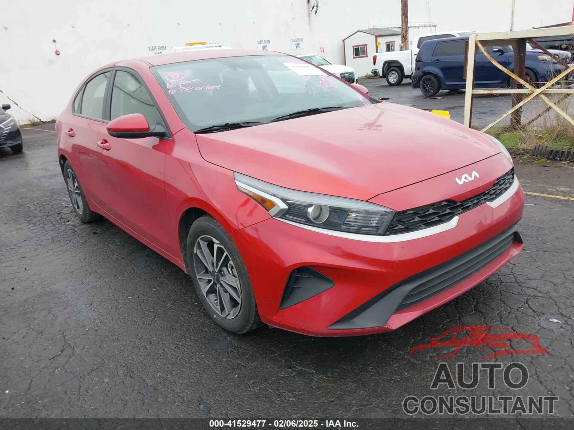 KIA FORTE 2023 - 3KPF24AD1PE540617