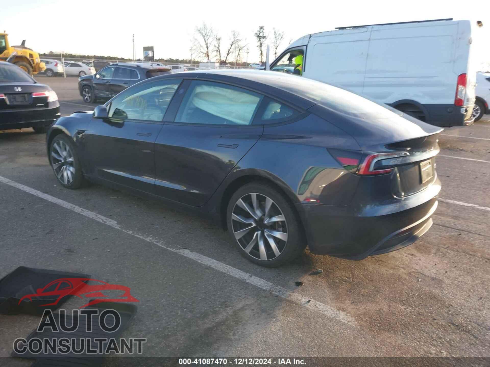 TESLA MODEL 3 2024 - 5YJ3E1EB8RF788376
