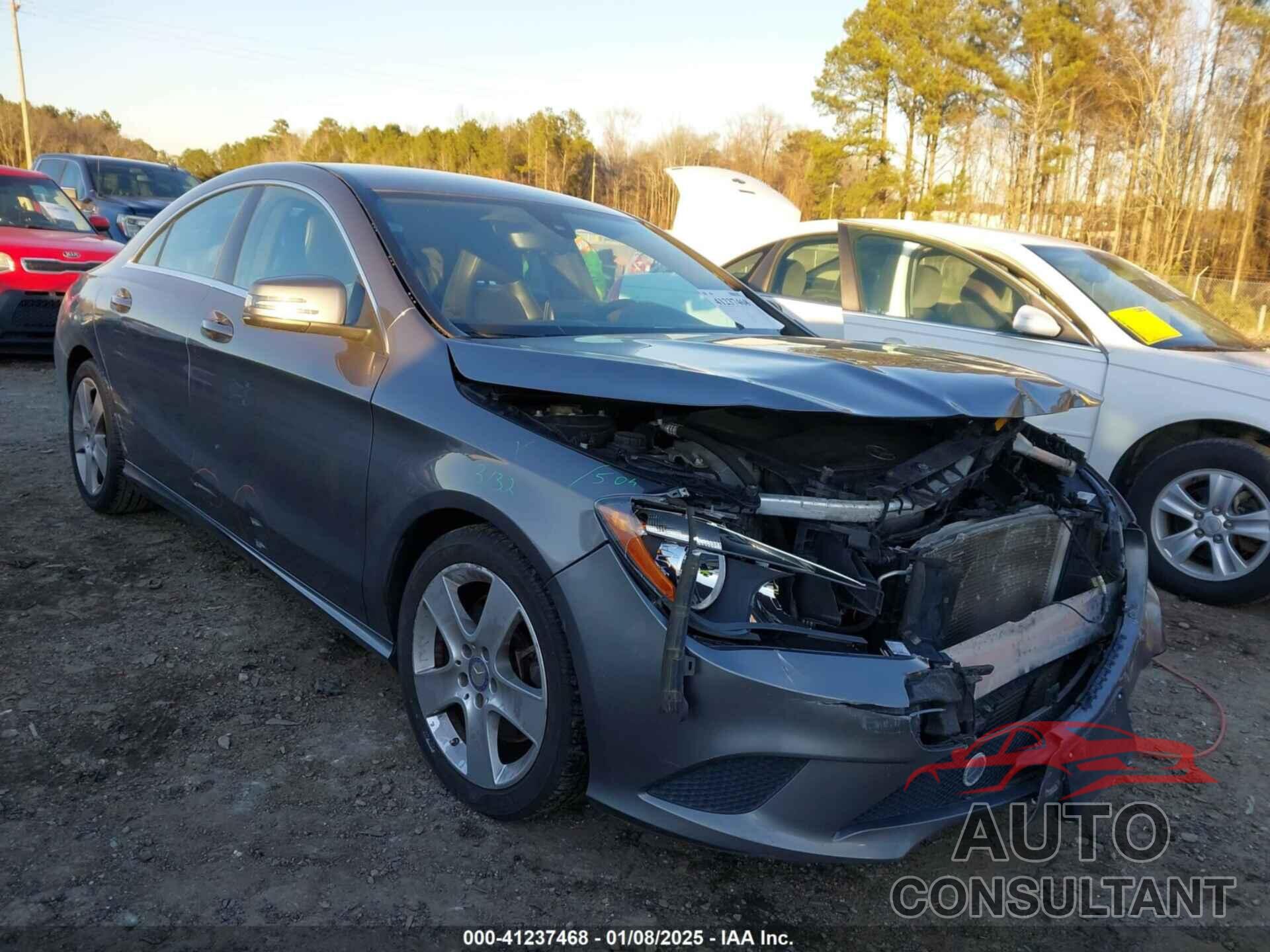 MERCEDES-BENZ CLA 250 2015 - WDDSJ4EB1FN245852