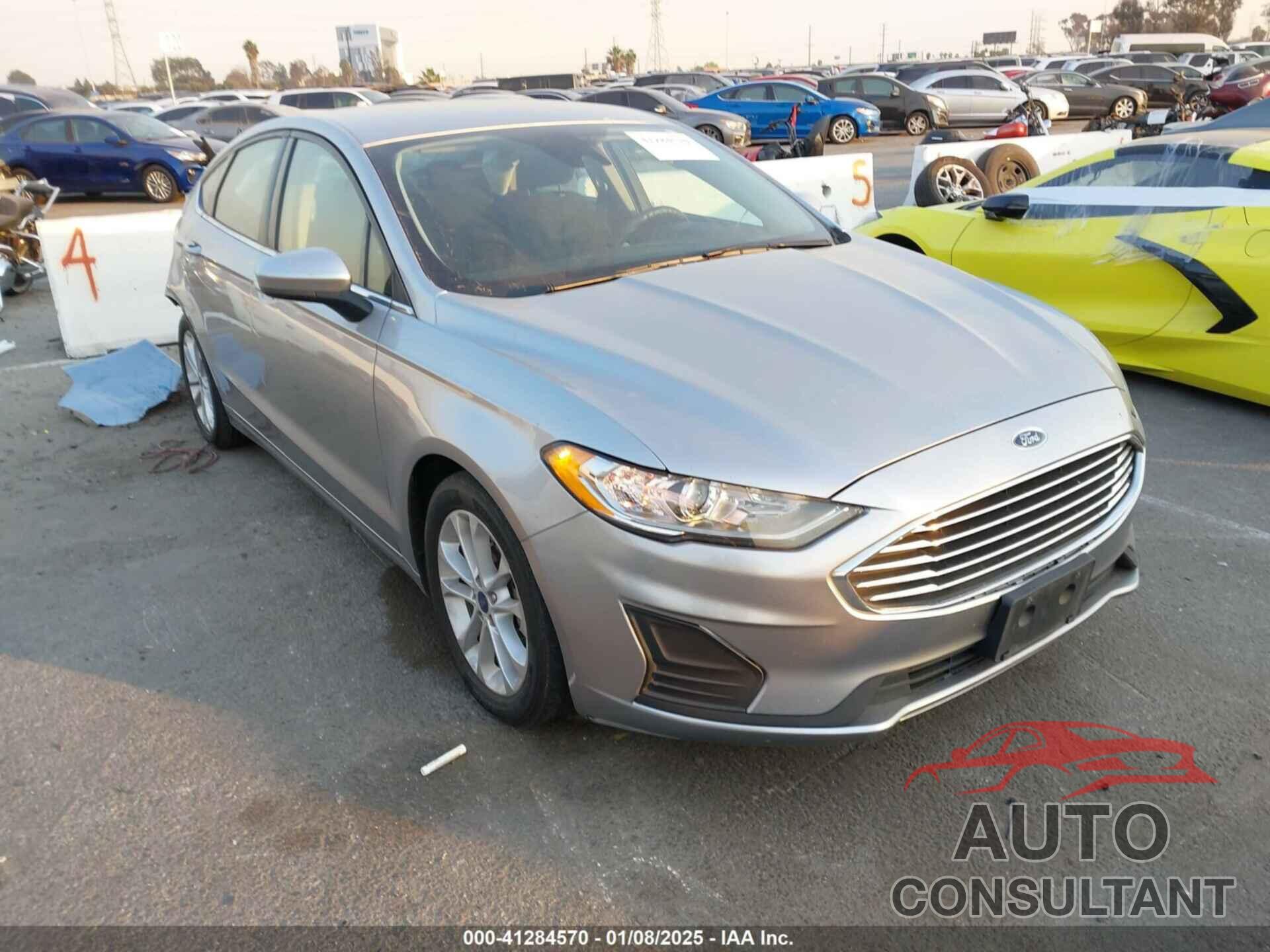 FORD FUSION 2020 - 3FA6P0LU6LR181281