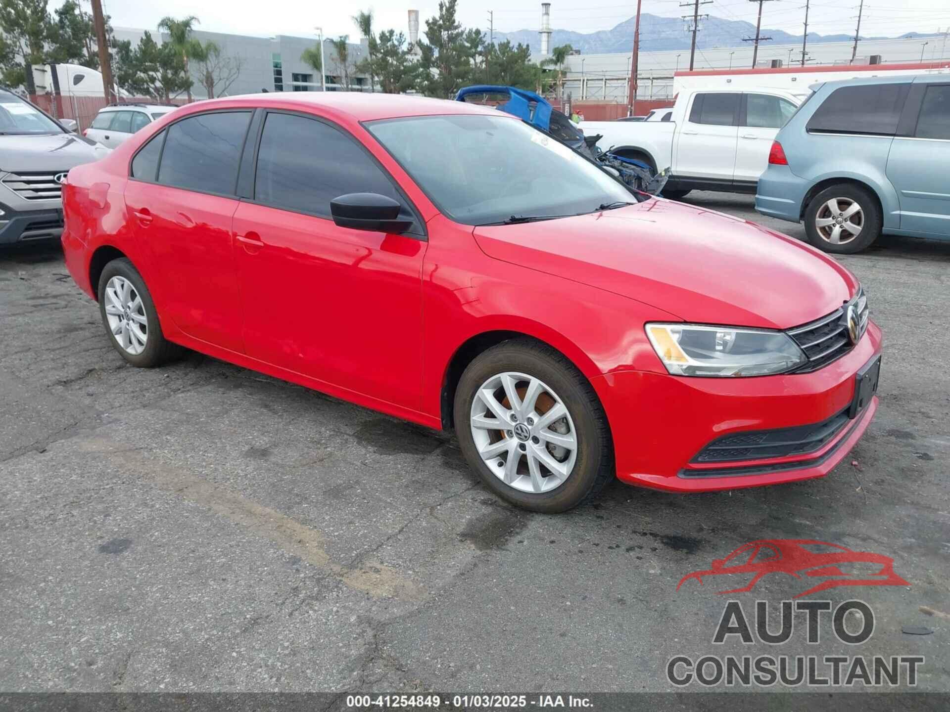 VOLKSWAGEN JETTA 2015 - 3VWD17AJ4FM286324