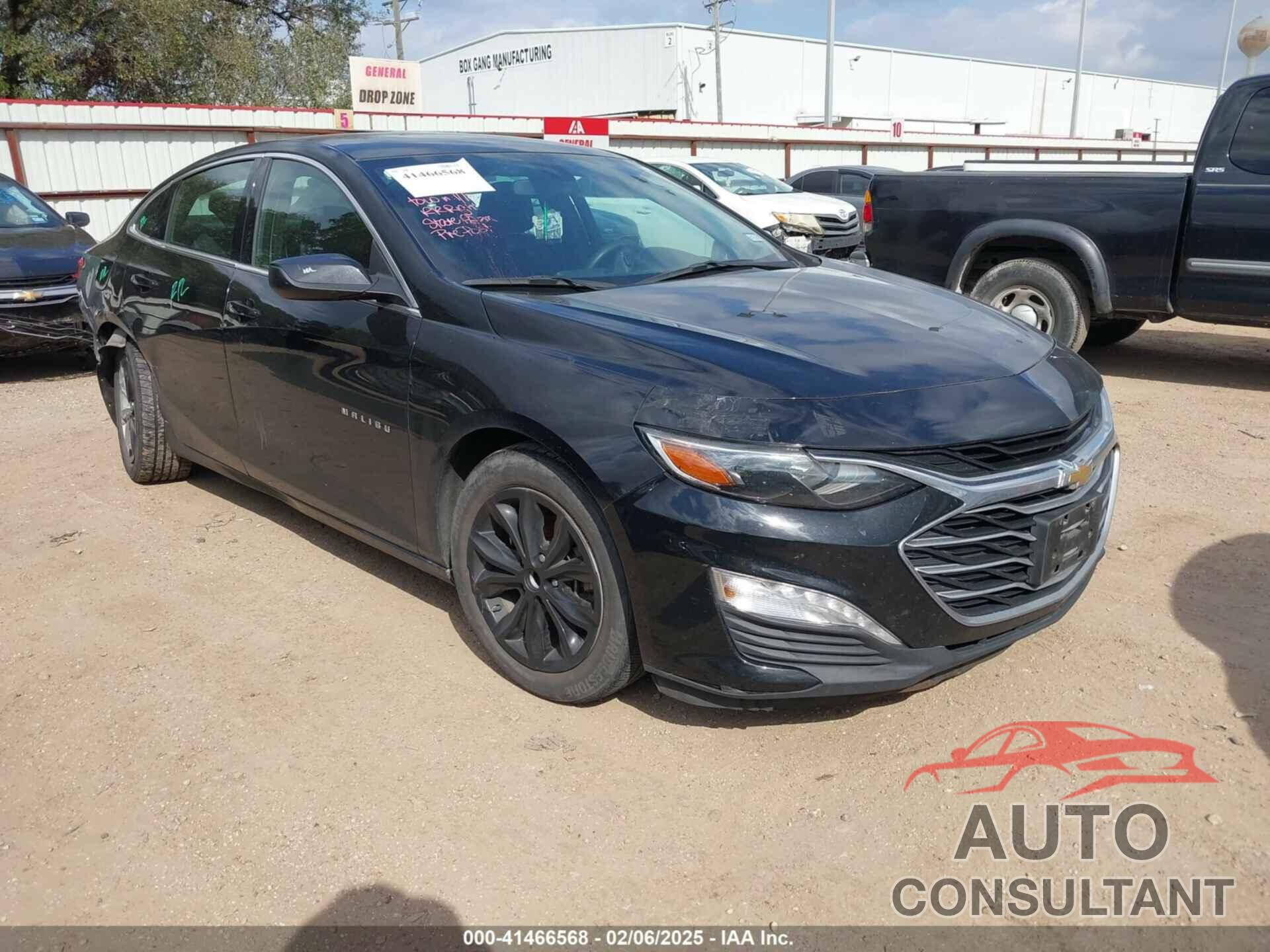 CHEVROLET MALIBU 2020 - 1G1ZD5ST6LF078034