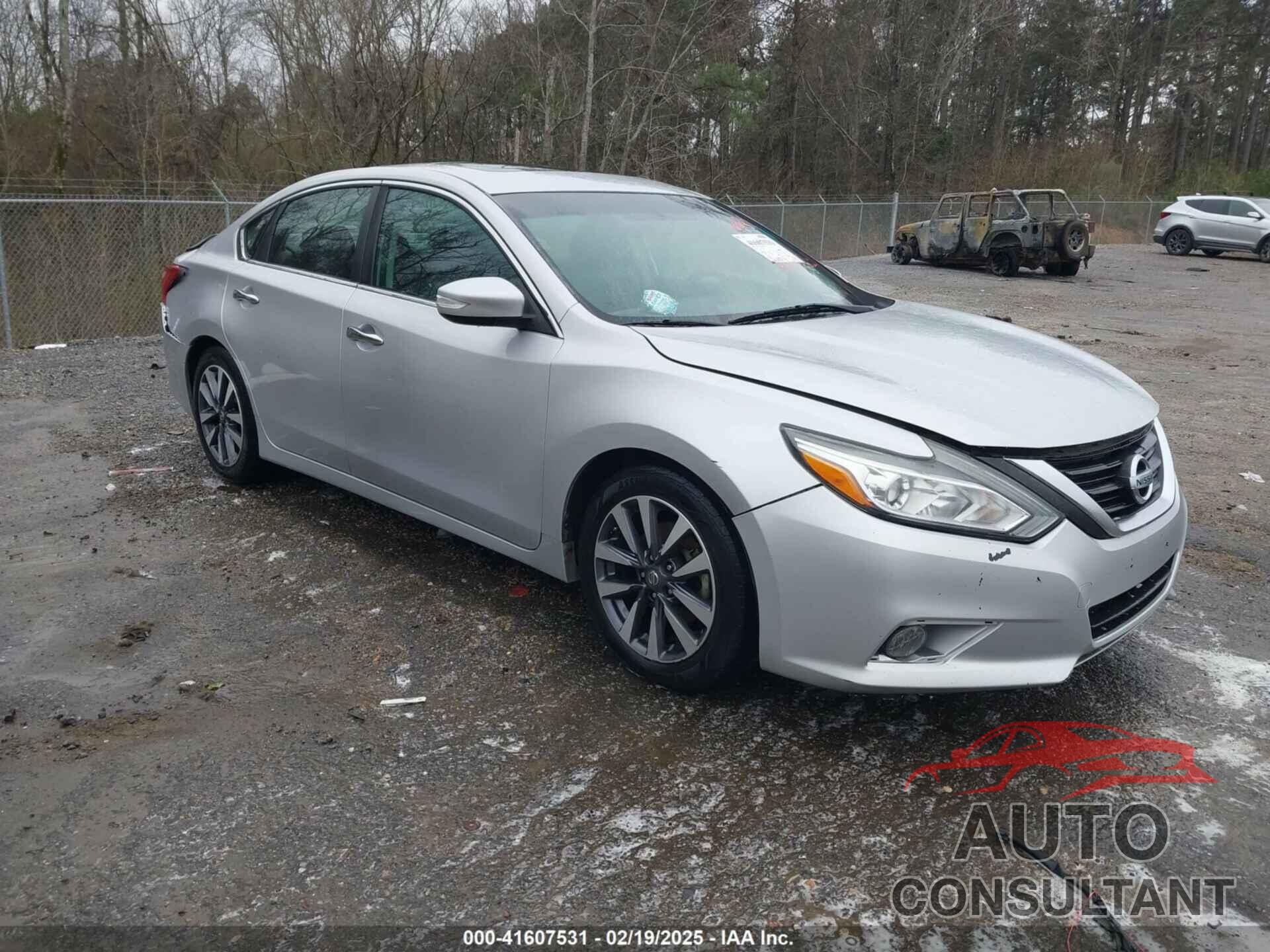 NISSAN ALTIMA 2017 - 1N4AL3AP5HC250276