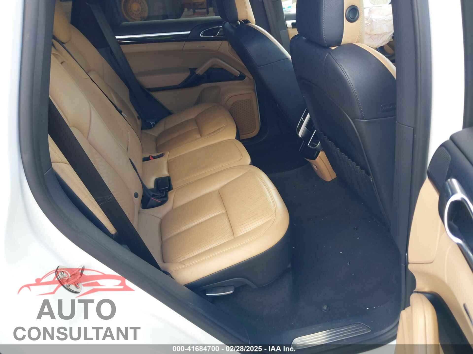 PORSCHE CAYENNE 2016 - WP1AA2A26GLA02503