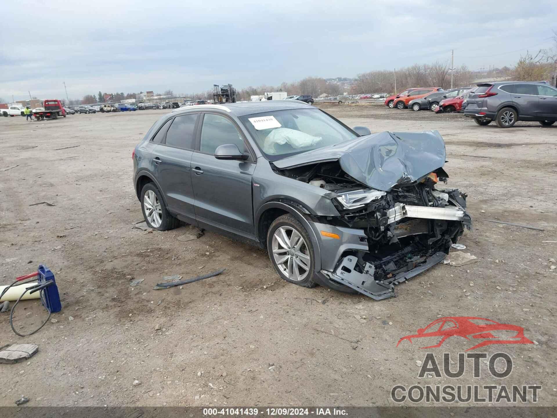 AUDI Q3 2018 - WA1ECCFS0JR031683