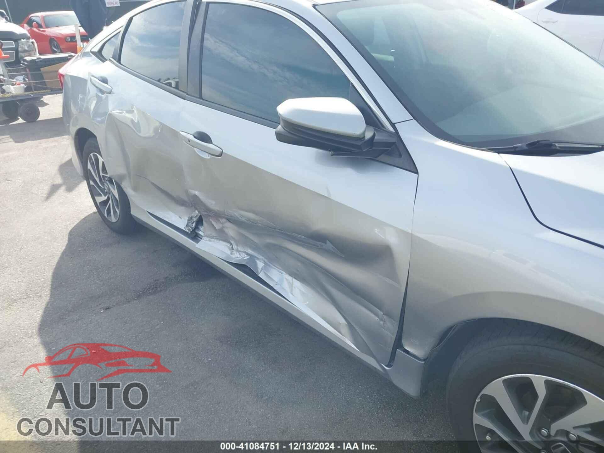 HONDA CIVIC 2017 - 19XFC2F79HE016802