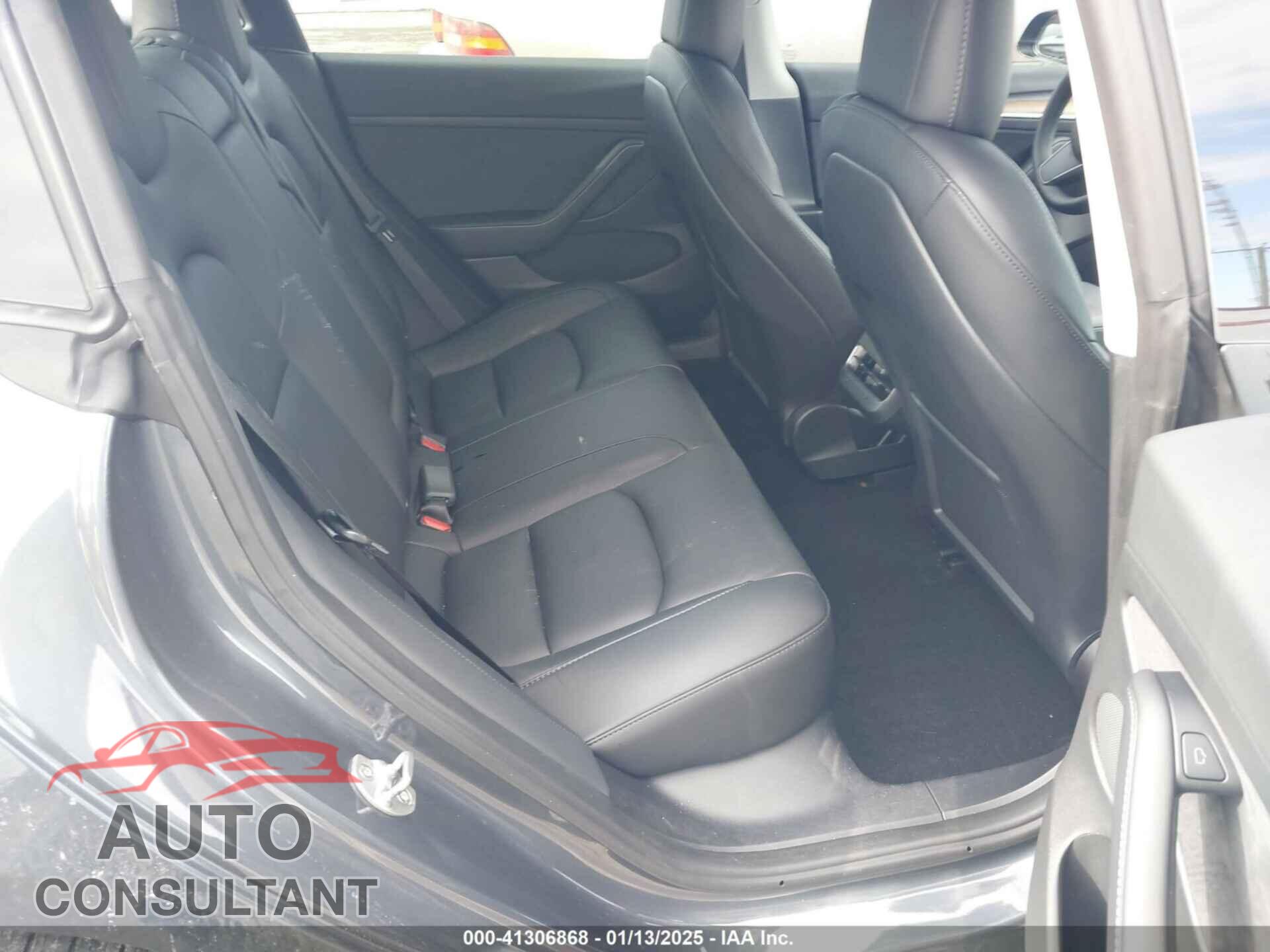 TESLA MODEL 3 2022 - 5YJ3E1EA8NF337191