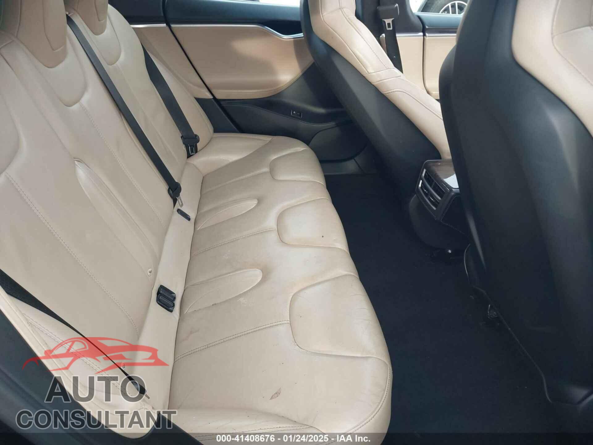 TESLA MODEL S 2016 - 5YJSA1E11GF132015