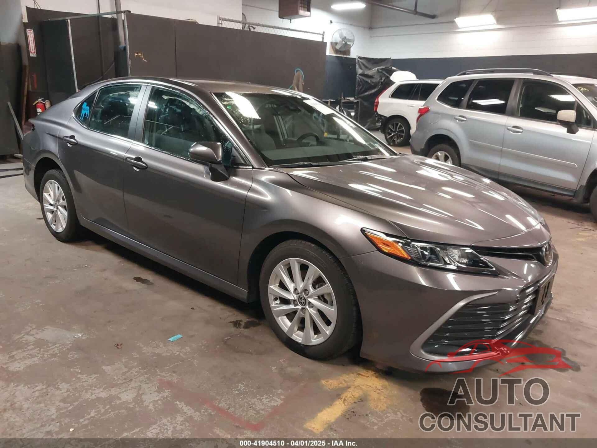 TOYOTA CAMRY 2024 - 4T1C11BK9RU119200