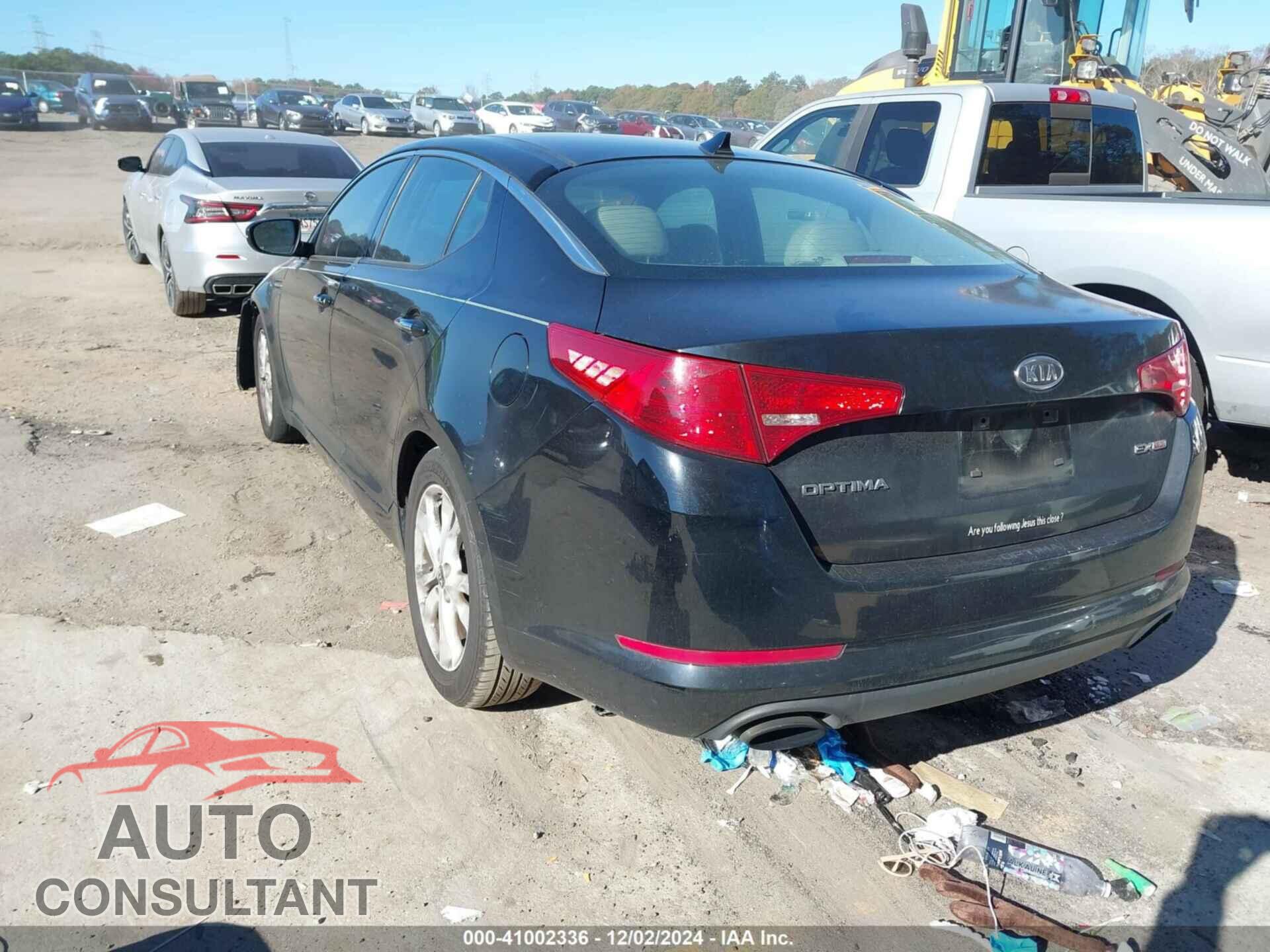 KIA OPTIMA 2011 - KNAGN4A75B5141006