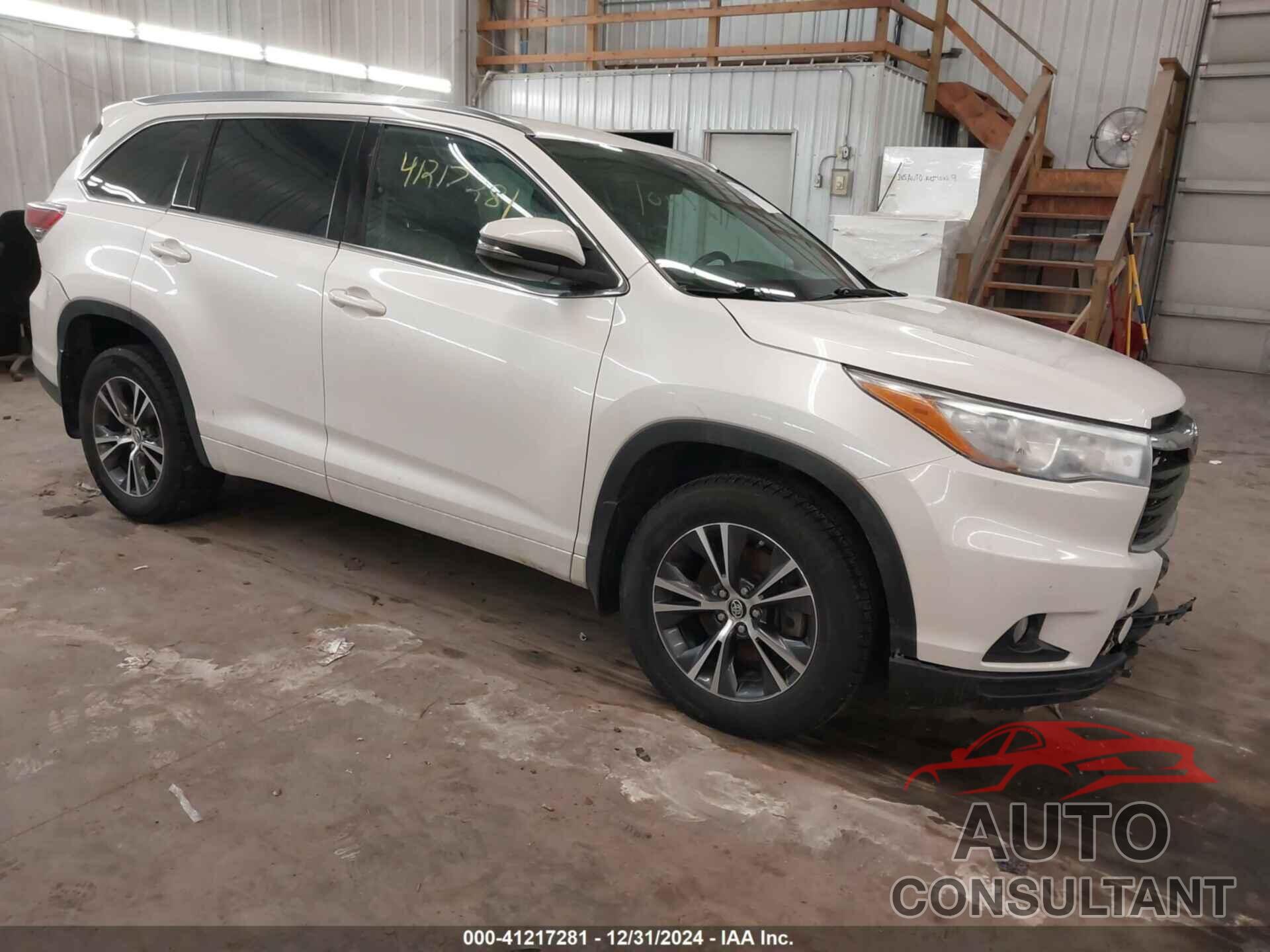 TOYOTA HIGHLANDER 2016 - 5TDJKRFH8GS242509