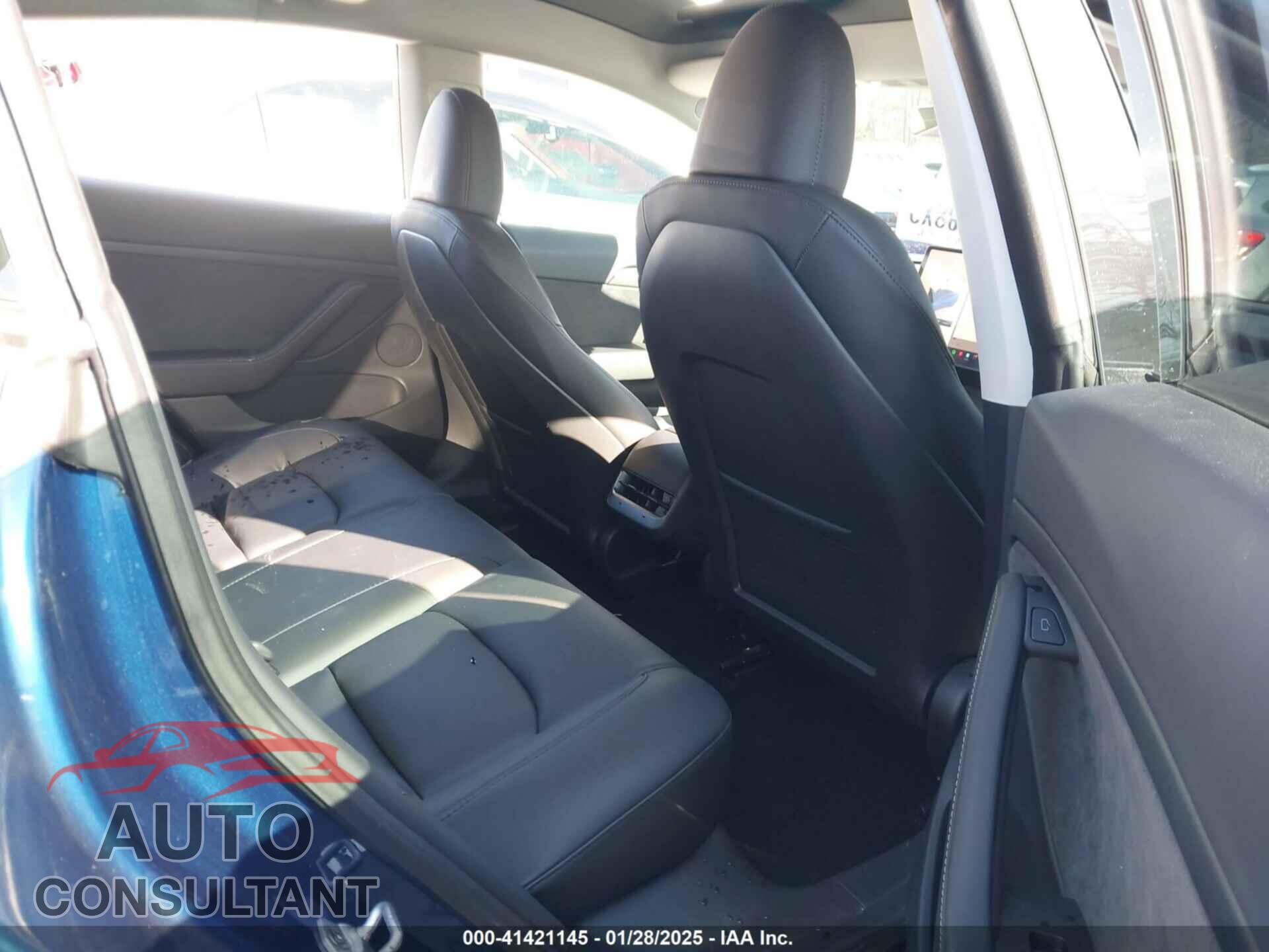 TESLA MODEL 3 2023 - 5YJ3E1EB7PF615638