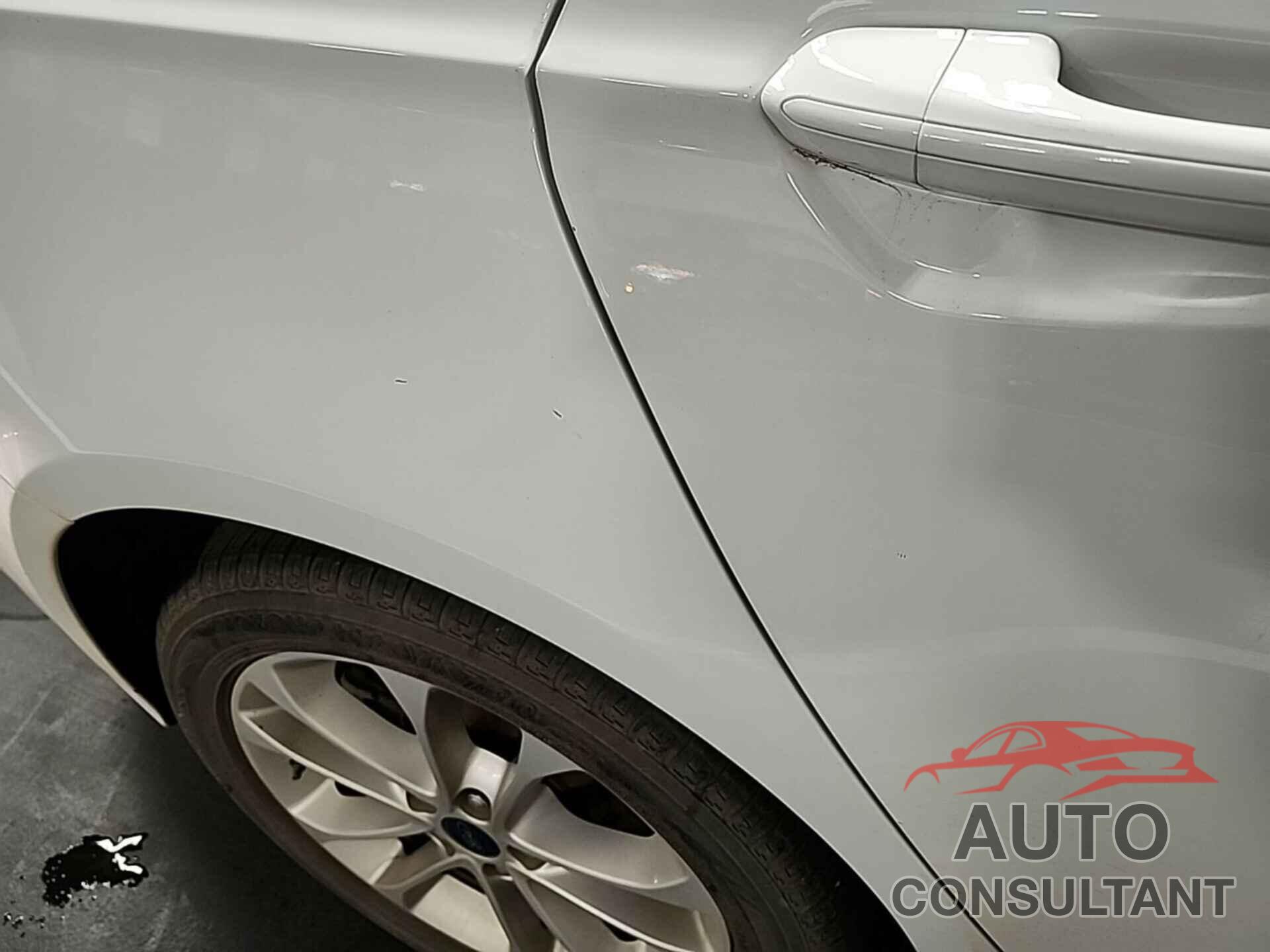 FORD FUSION HYBRID 2019 - 3FA6P0LU7KR154511