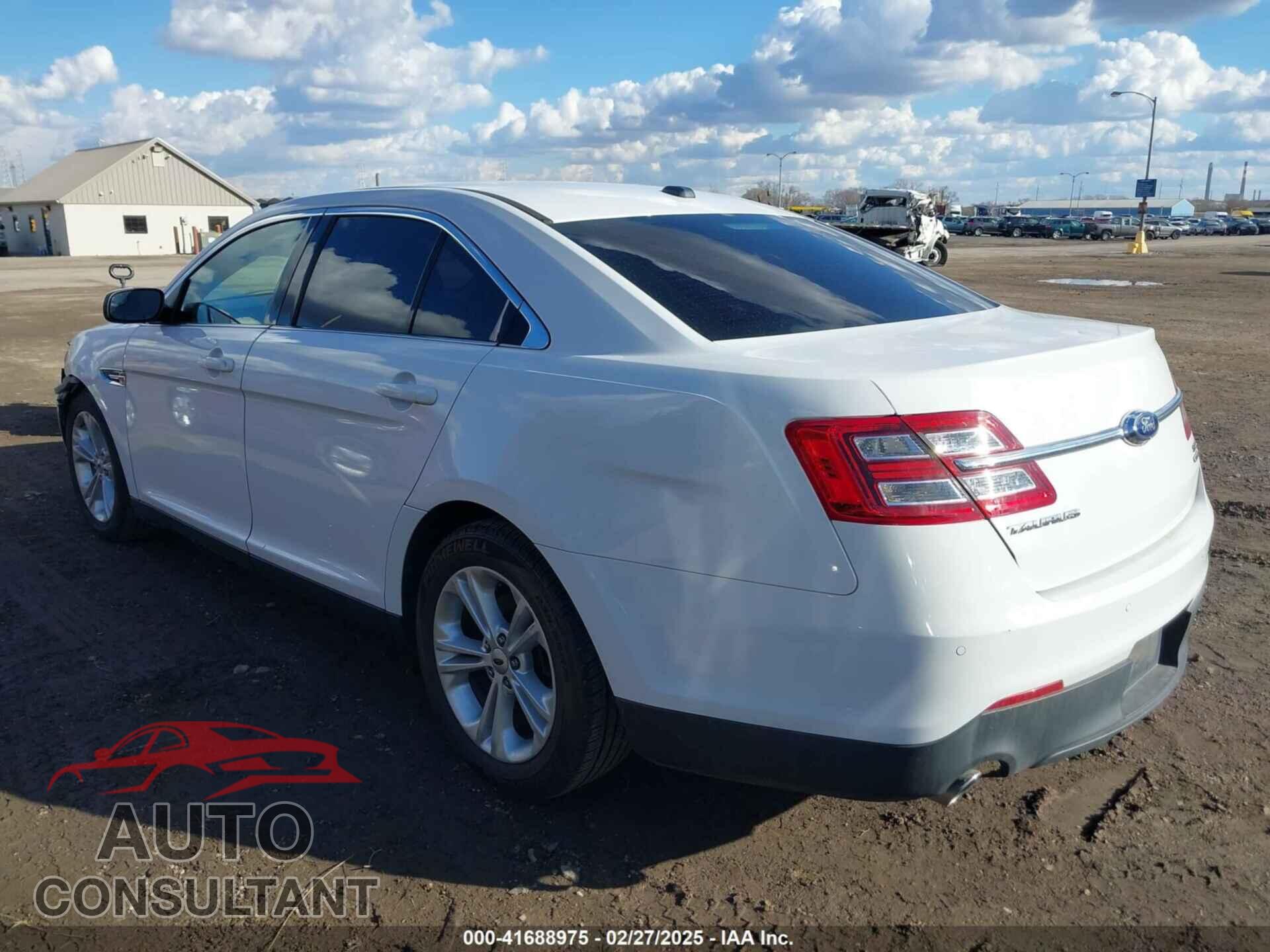 FORD TAURUS 2014 - 1FAHP2E88EG127074