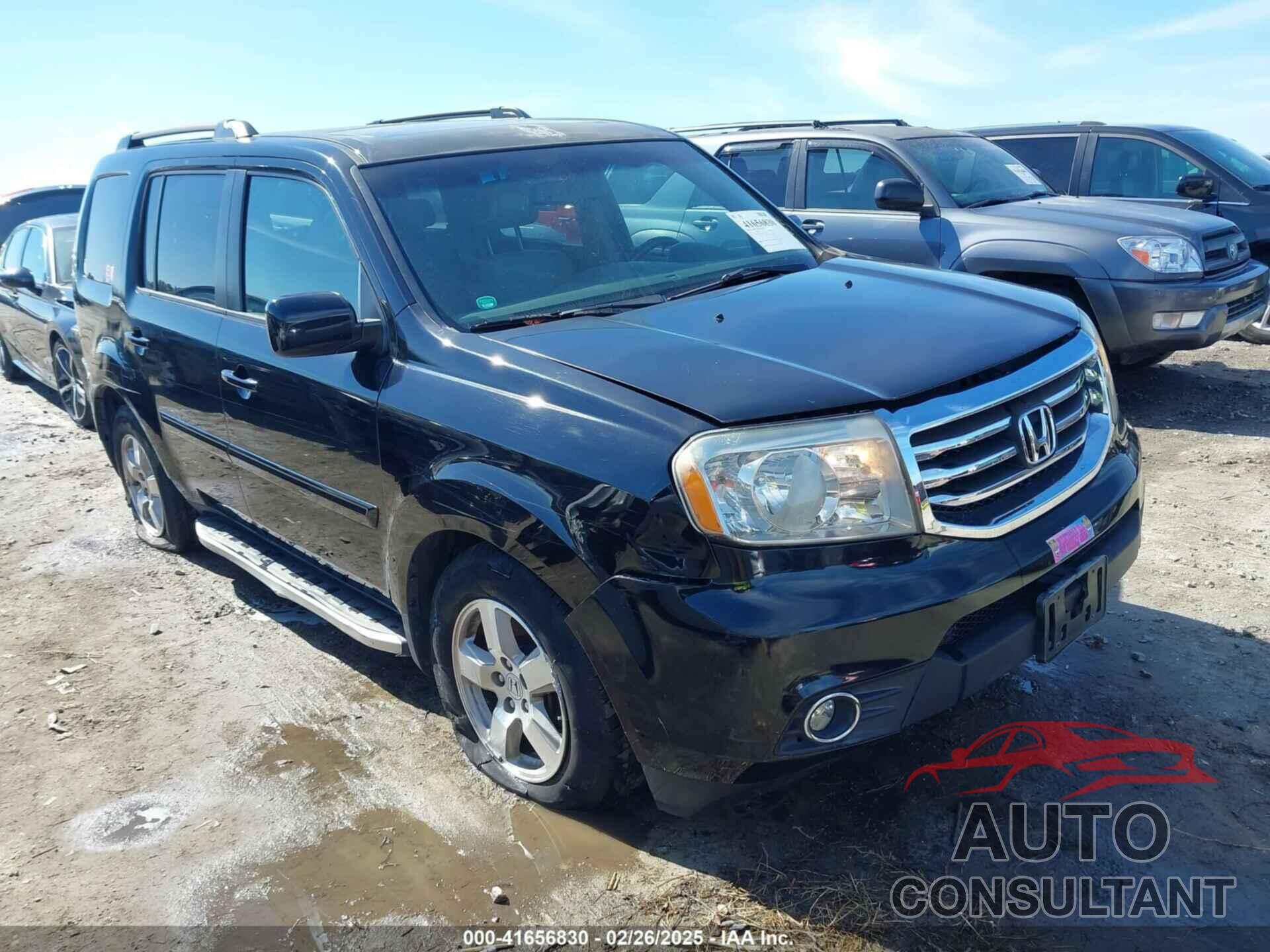 HONDA PILOT 2011 - 5FNYF4H56BB050866