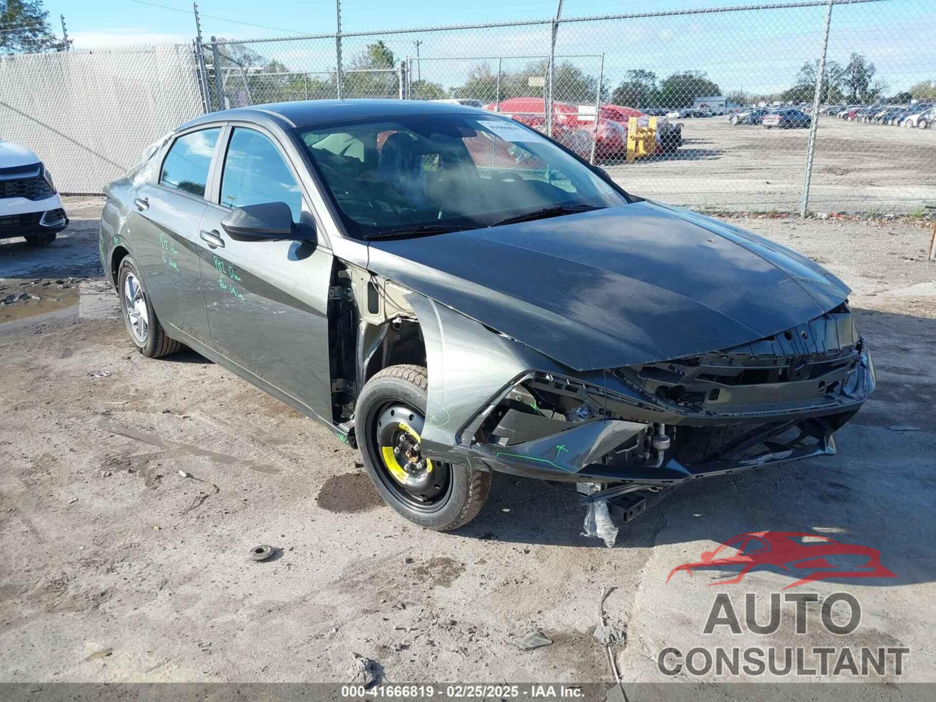 HYUNDAI ELANTRA 2024 - KMHLL4DG9RU723012