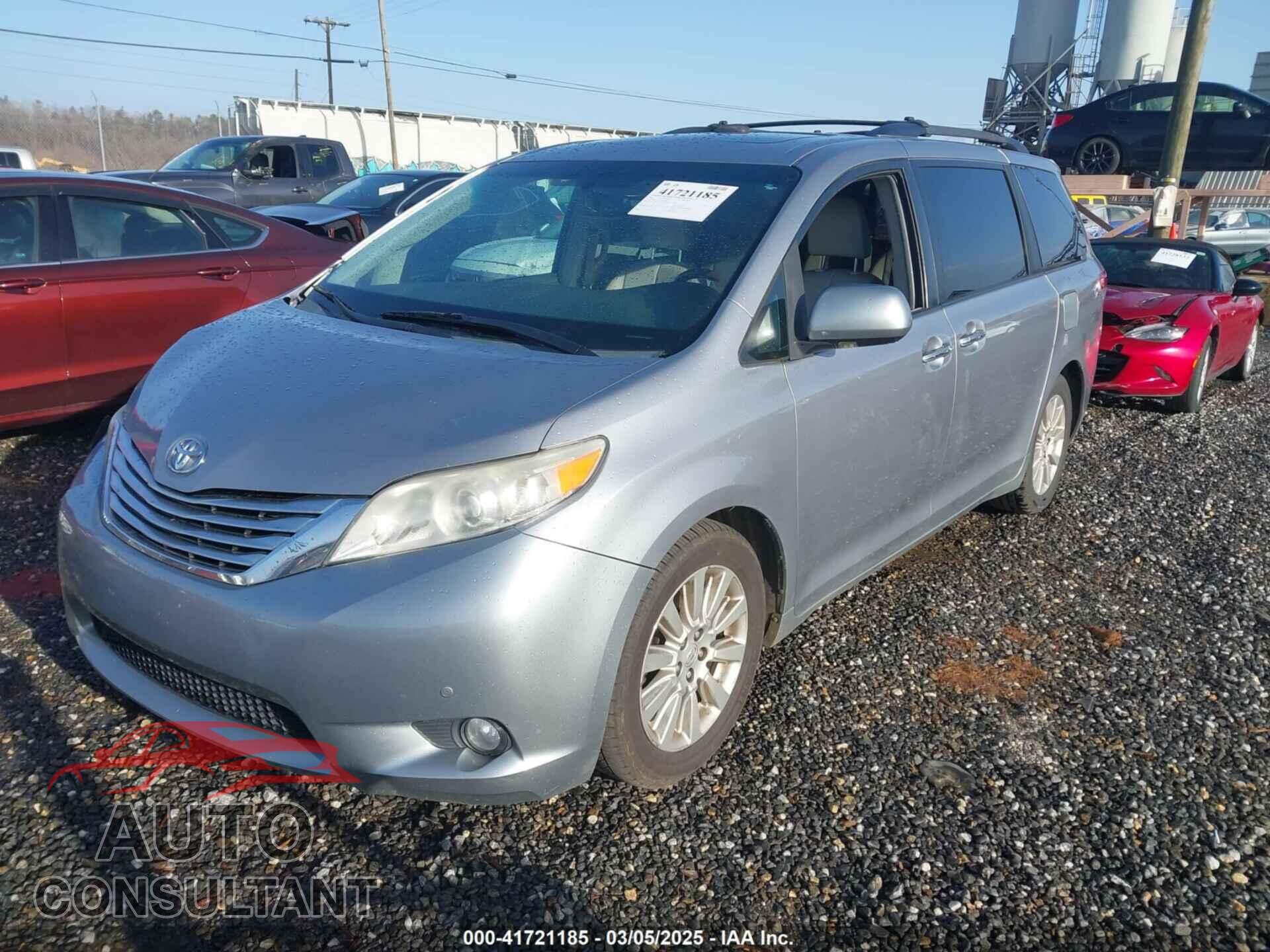 TOYOTA SIENNA 2011 - 5TDYK3DC2BS025842