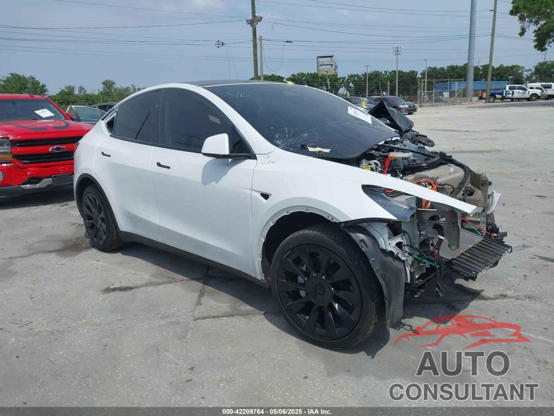 TESLA MODEL Y 2023 - 7SAYGAEE3PF907784