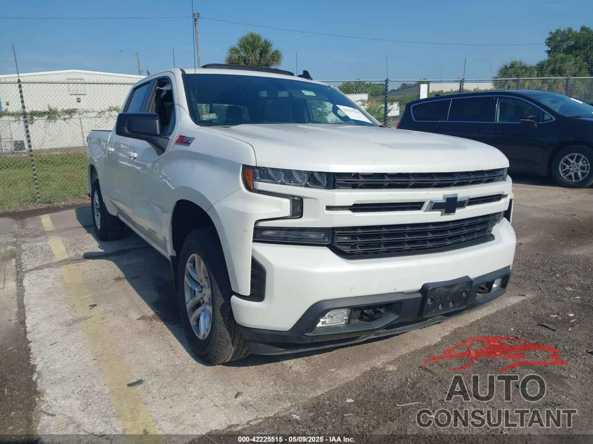 CHEVROLET SILVERADO 1500 2019 - 1GCUYEED5KZ111421